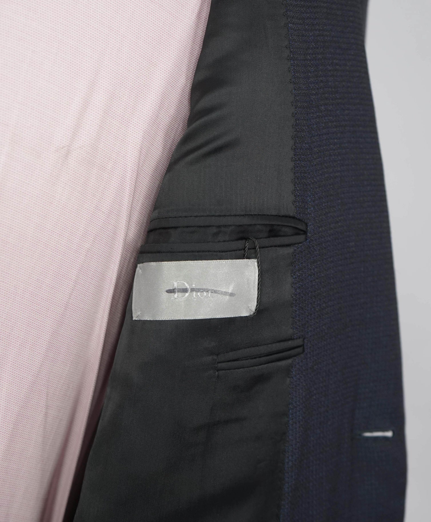 $3,500 DIOR - Navy Blue Wool Textured Classic Slim Lapel Suit - 38R