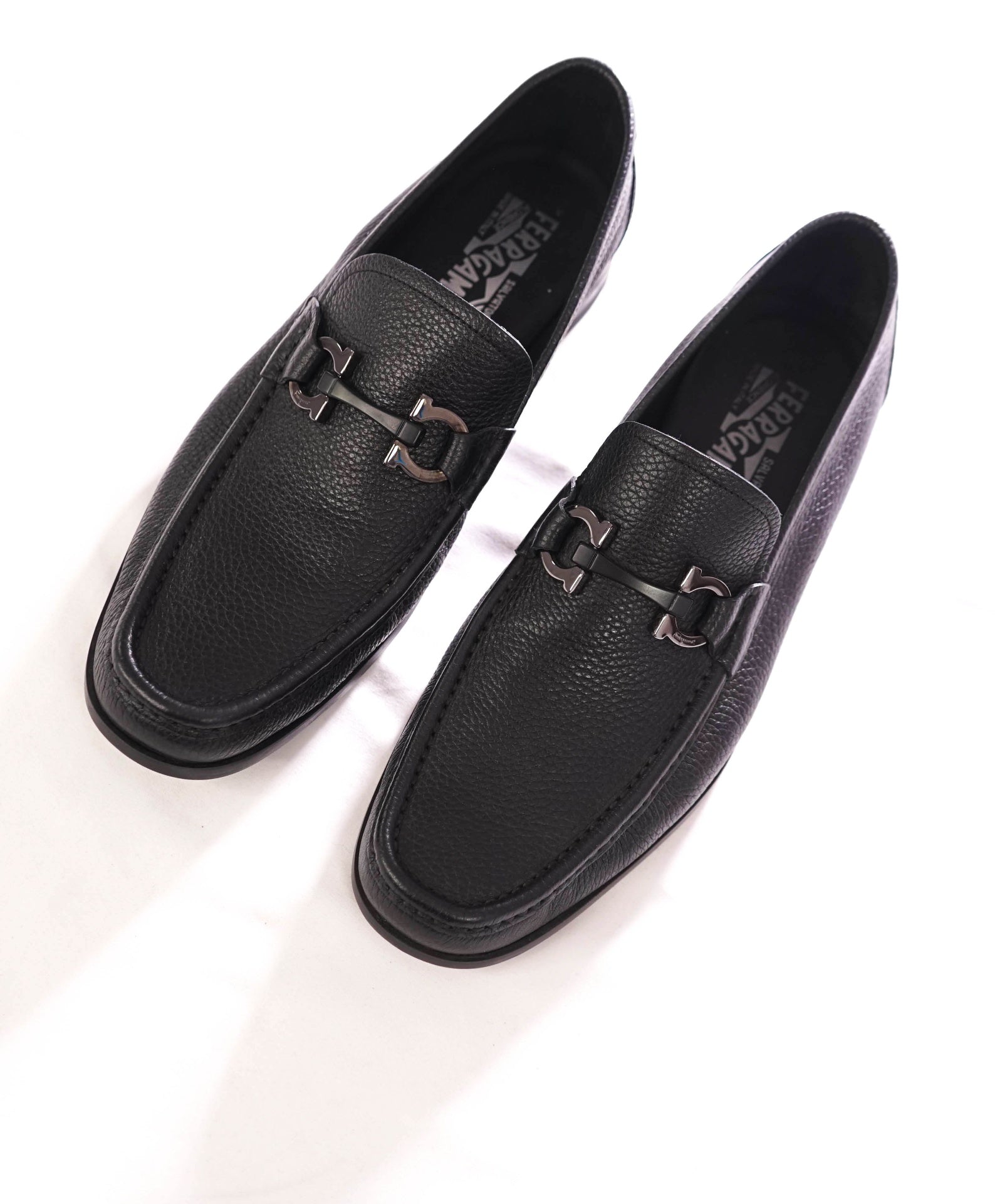 $850 SALVATORE FERRAGAMO - Leather Black Pebble Loafers - 10 D