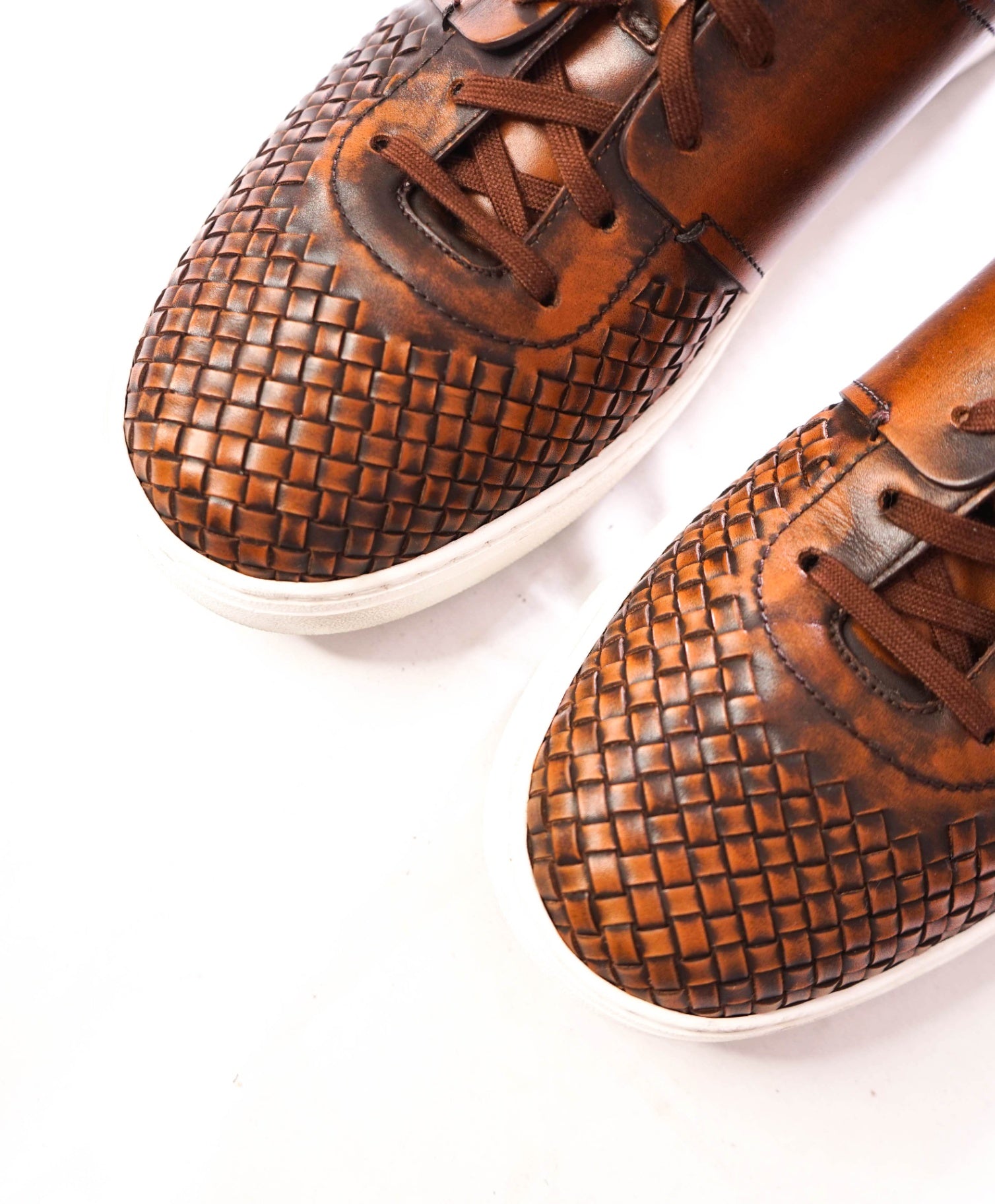 $850 FERRAGAMO - Brown "CULT 4" Woven Leather Sneakers - 11 M