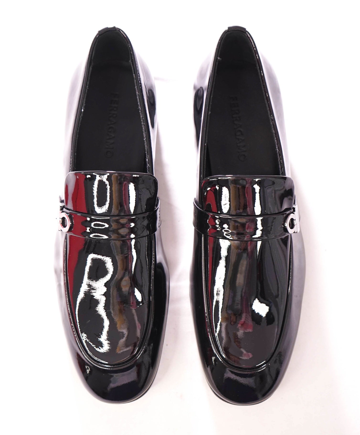 $950 FERRAGAMO - Black Patent Leather "DEAL" Loafers - 9 EE