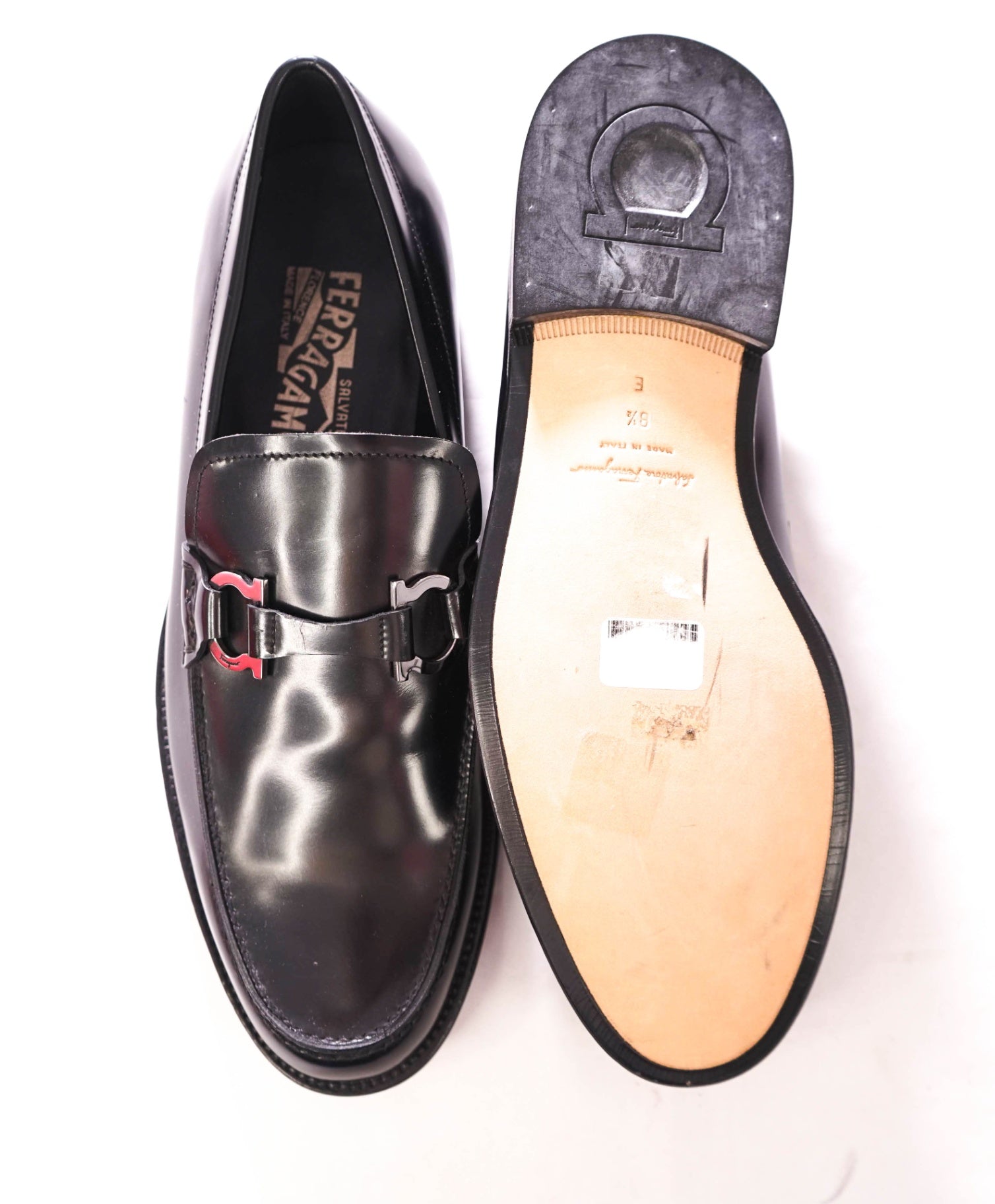 $850 FERRAGAMO - Black Leather GANCINI LOGO Bit Loafers - 8.5 E