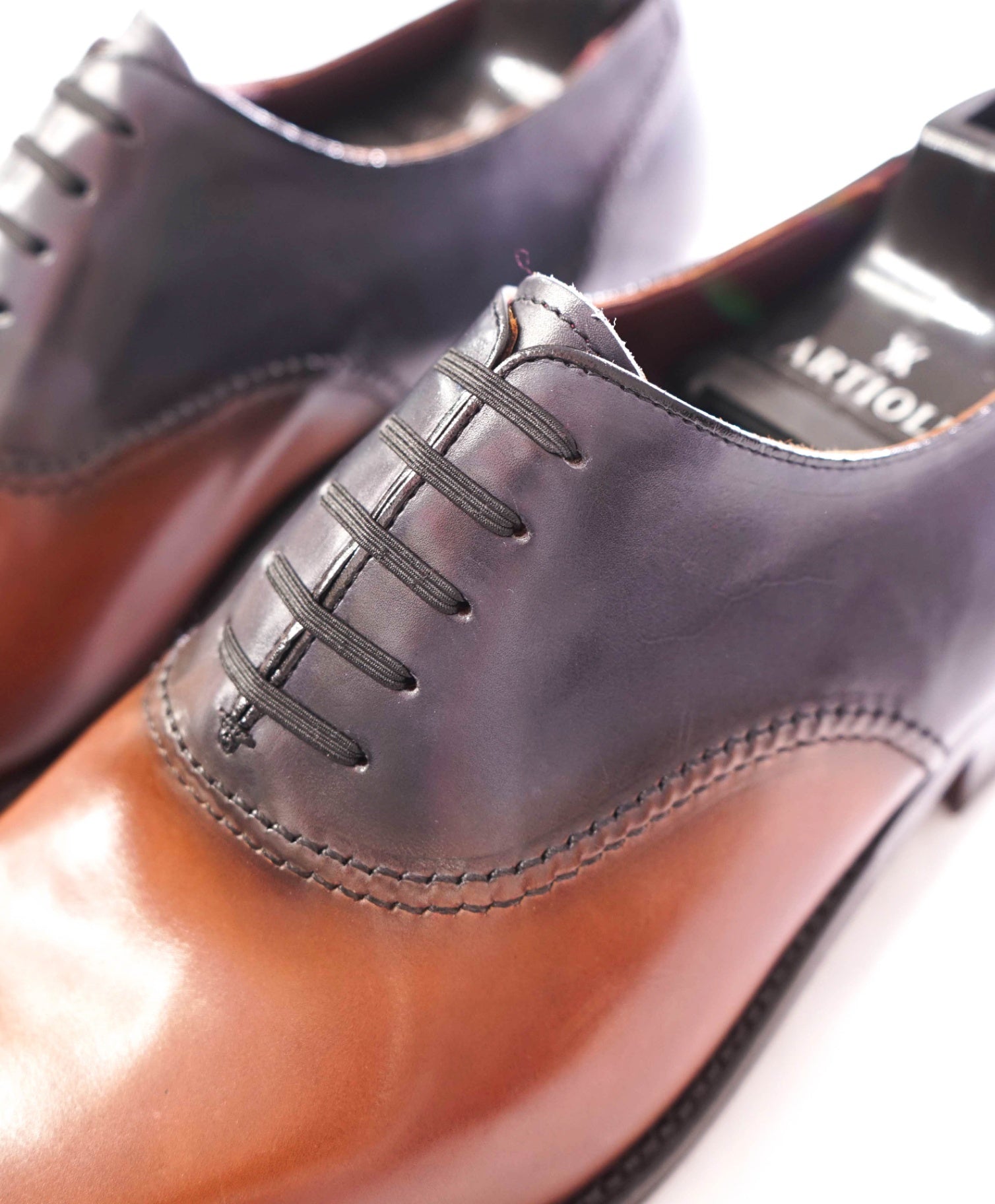 $1,650 ARTIOLI - Navy/Brown Leather Oxfords - 10.5