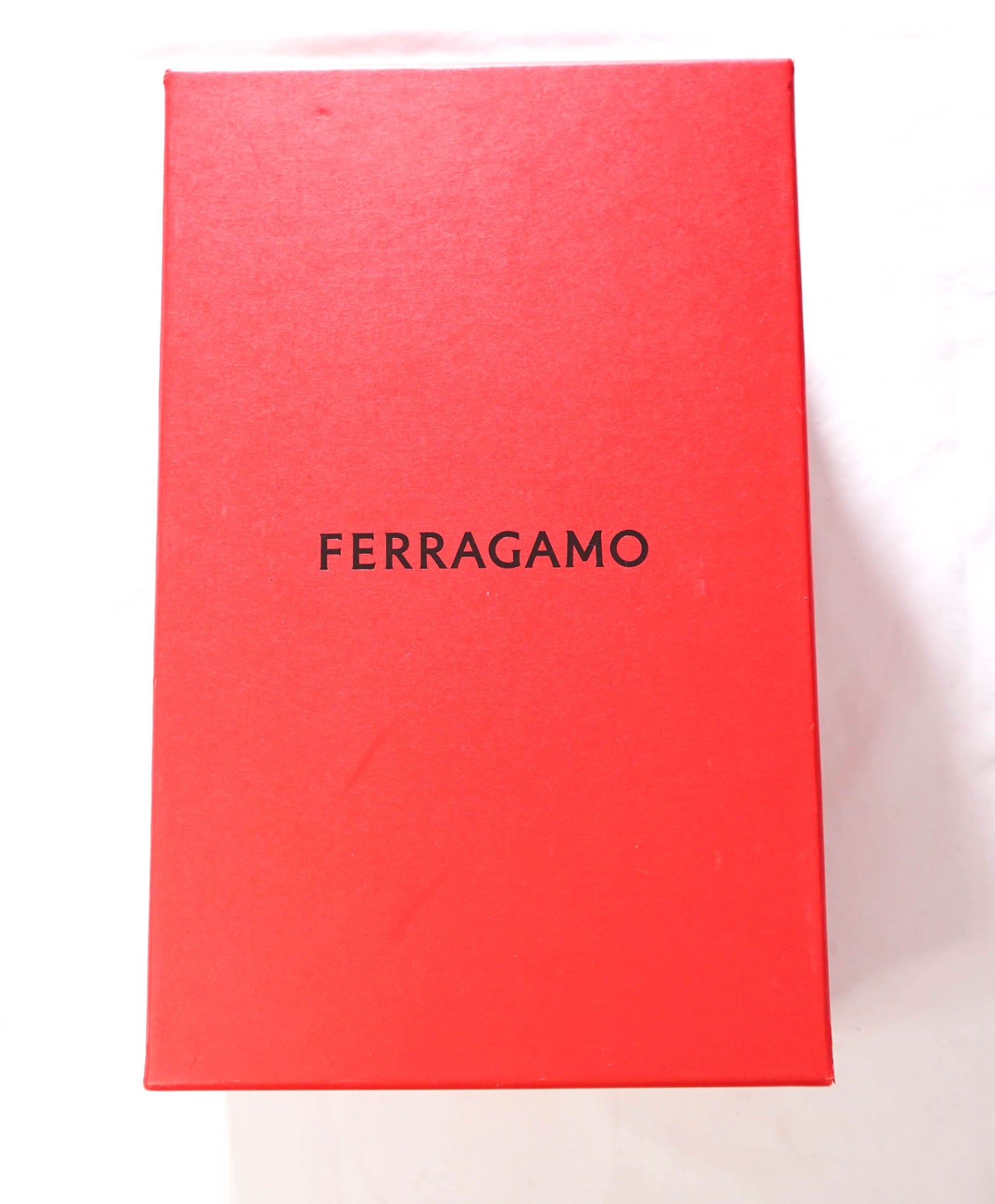 $1,095 FERRAGAMO - "GOFFREY" Black Whole Cut Oxfords - 8 EEE