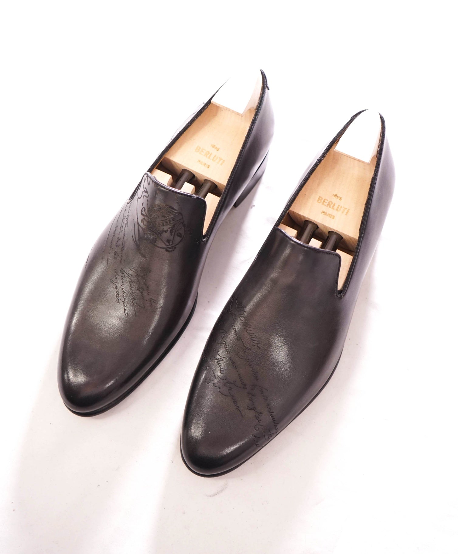 $2,540 BERLUTI - Gray SCRITTO Leather Loafers - US 9 (UK8)