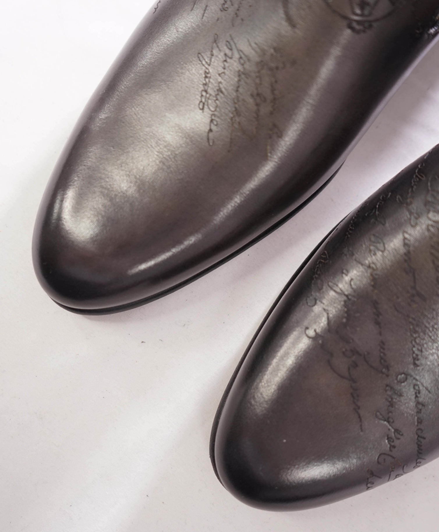 $2,540 BERLUTI - Gray SCRITTO Leather Loafers - US 9 (UK8)