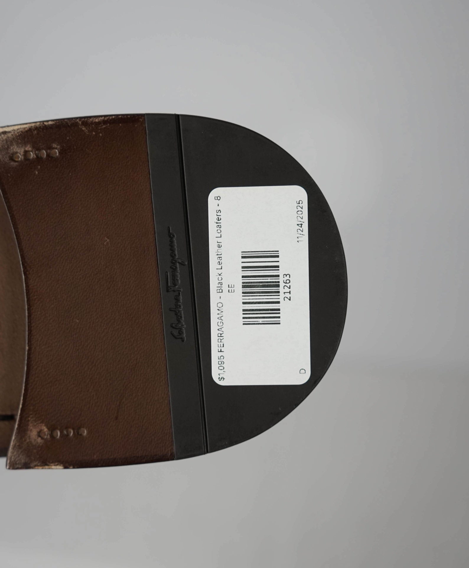 $1,095 FERRAGAMO - PATRICK Black Leather Lug Sole Loafers - 8 EE