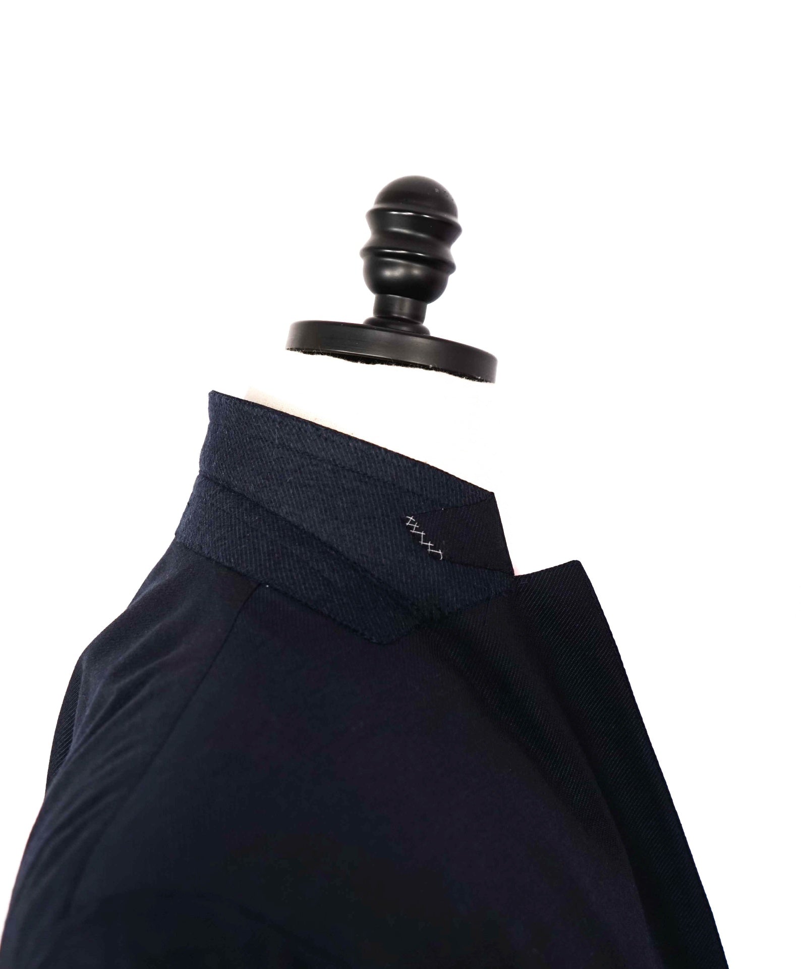 $3,295 ZEGNA - "TROFEO" Navy Blue Wool 2/3 Roll Lapel Blazer - 46R