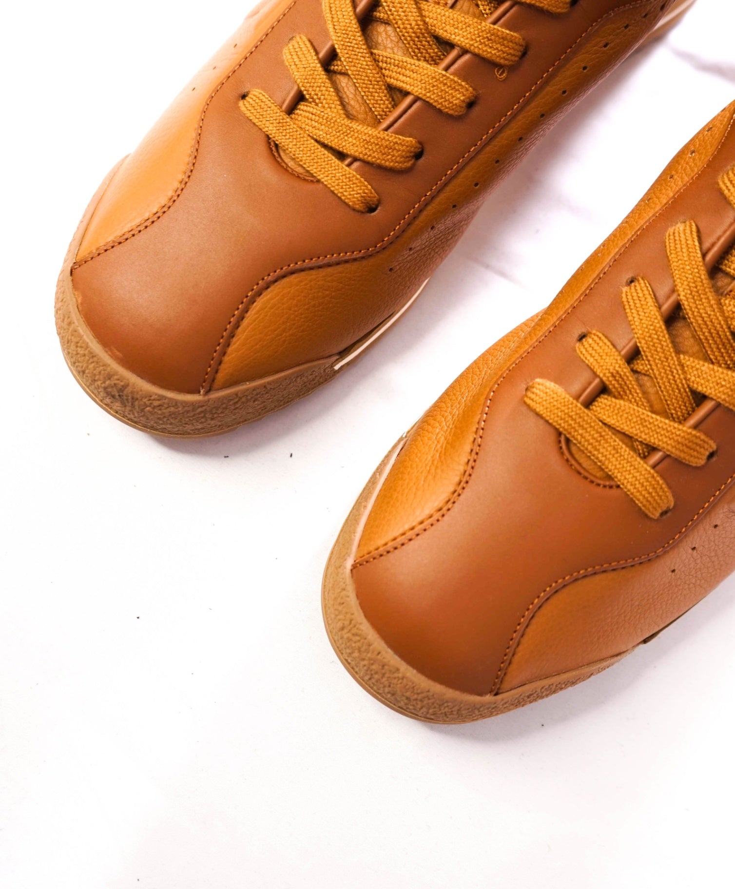 $750 FERRAGAMO - 70's Inspired Brown Leather Sneakers - 10 M