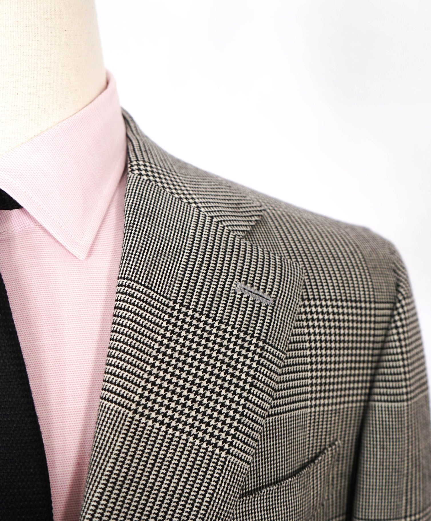 $2,995 ISAIA - Ivory/Black Plaid Houndstooth Flannel Wool Blazer - 46R