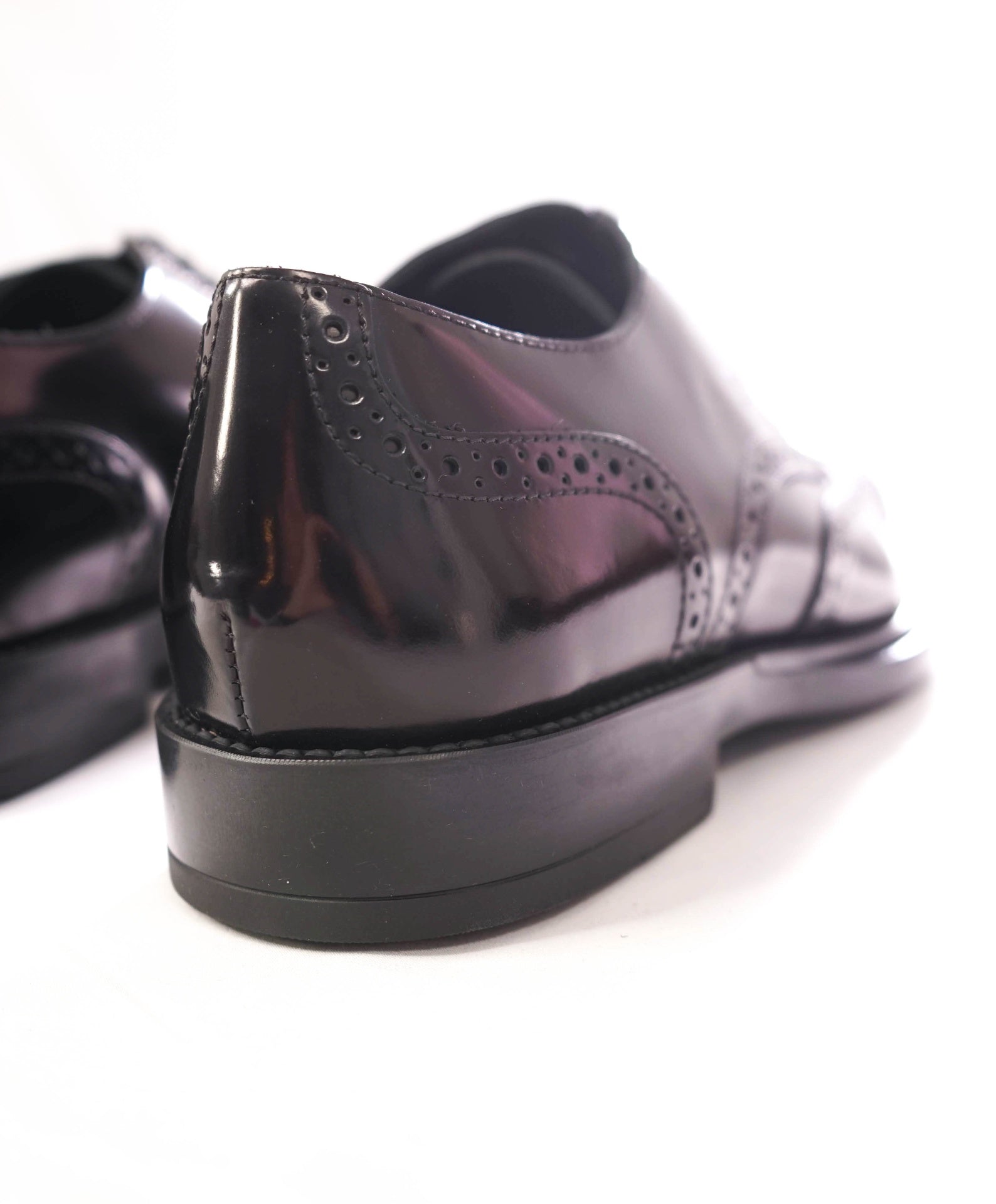 $750 TOD'S - Black Wingtip Leather Derby - US 8.5 (7.5UK)