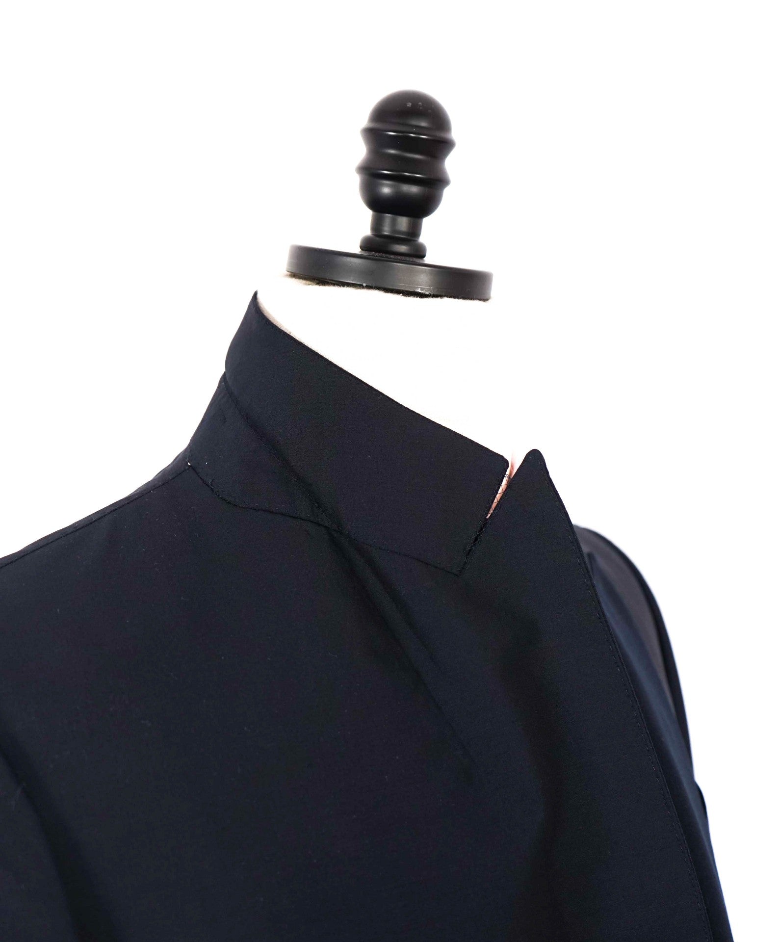 $3,295 ZEGNA - Navy Peak "TROFEO 600" Wool/Silk Dinner Jacket - 42R