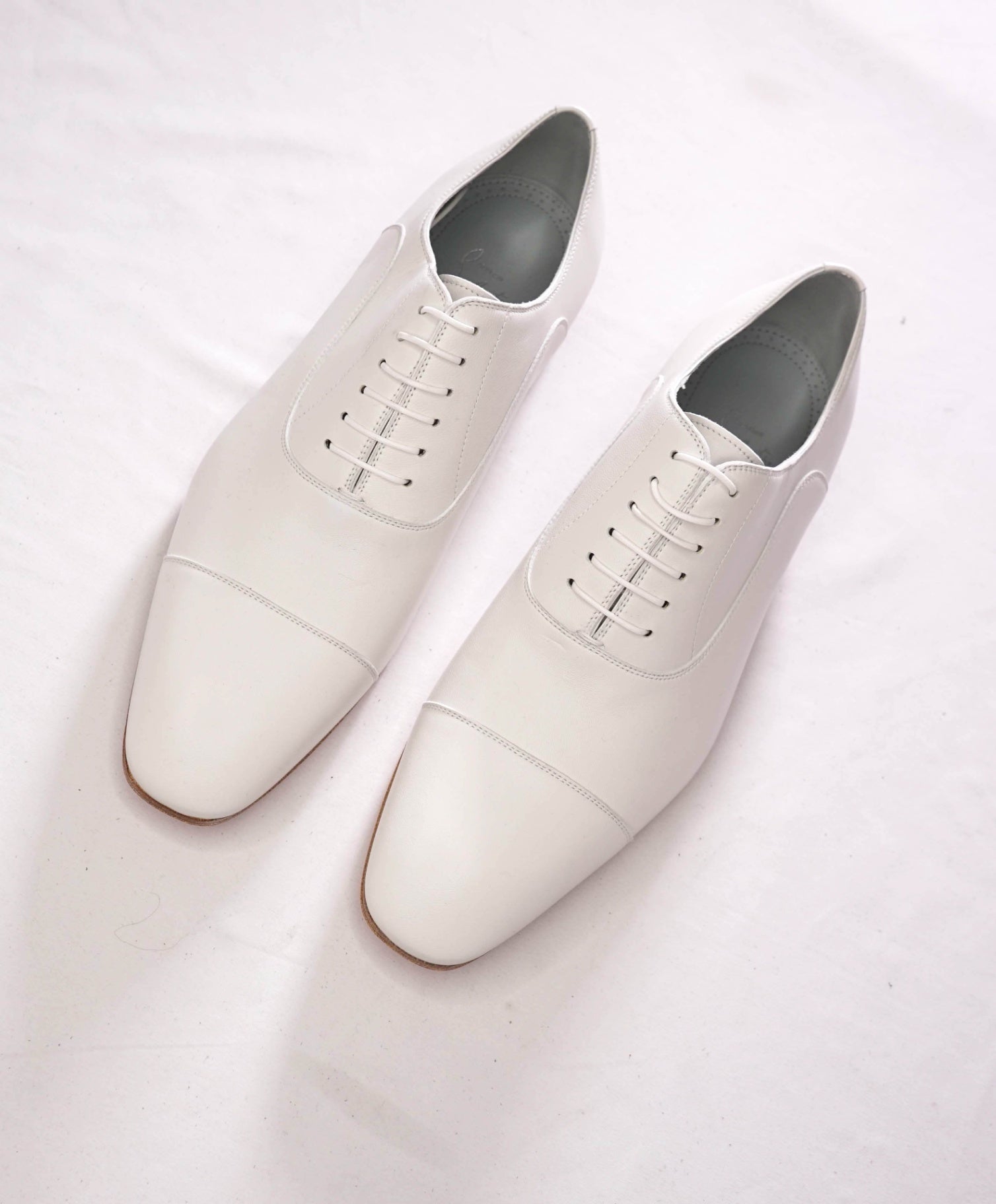 $1,150 CHRISTIAN LOUBOUTIN - *GREGGO* Stone White Leather - US 10 (43EU)
