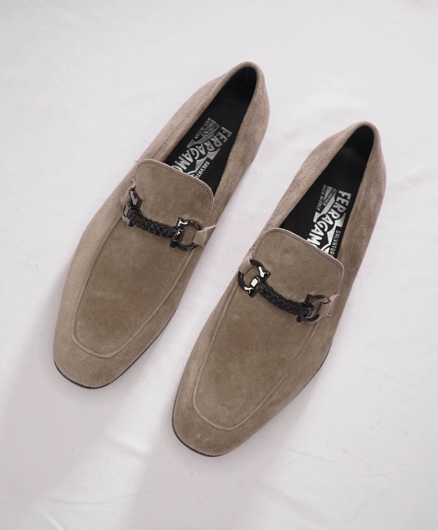 $860 FERRAGAMO - Gray Suede Loafers Gancini Bit - 7.5 EE