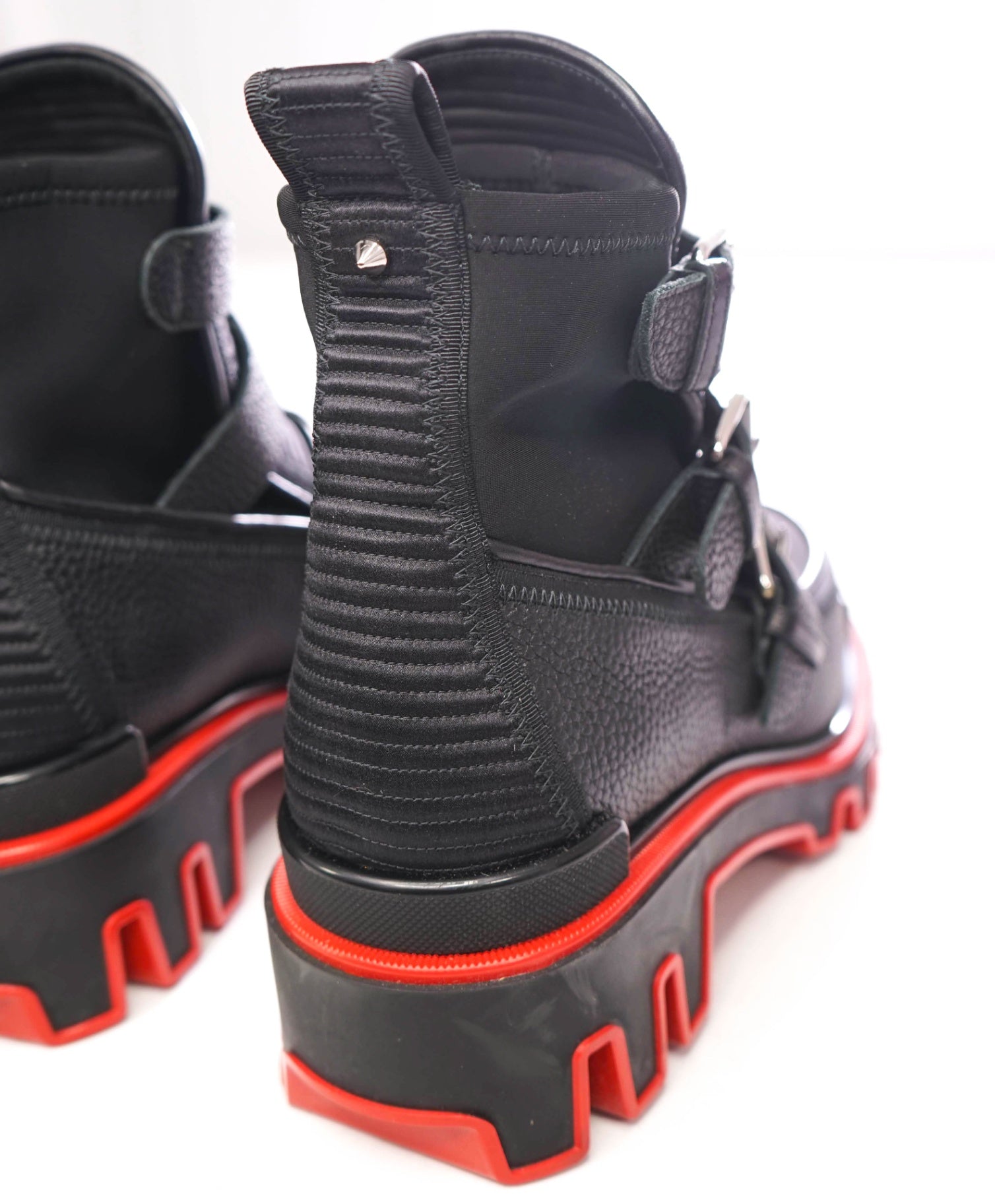 $1,595 CHRISTIAN LOUBOUTIN - DUNE Black Leather Boots - US 10 (43EU)