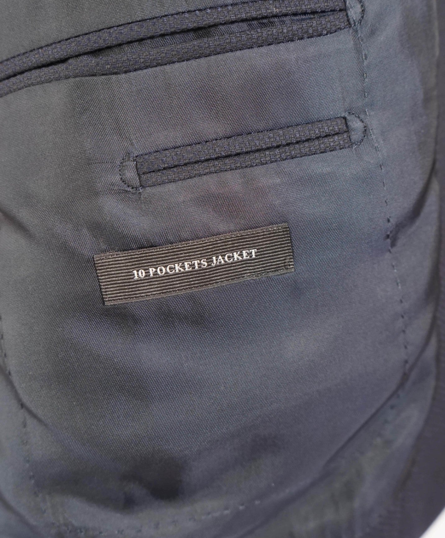 $3,295 ZEGNA - Navy "TROFEO 10 POCKETS" Wool/Silk Blazer - 40R