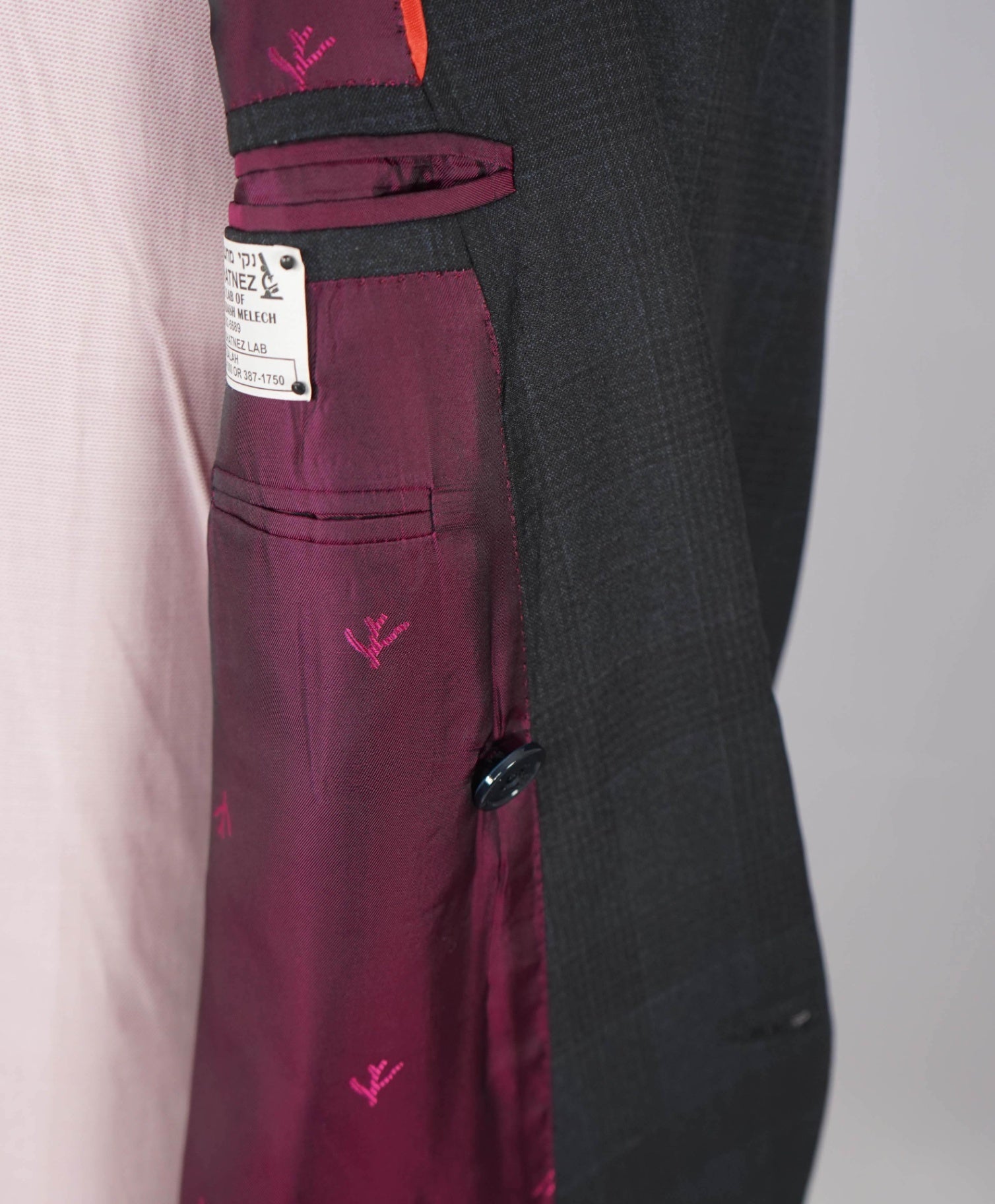 $5,850 ISAIA - Gray Double Breasted Wool Suit - Custom: Fits 40R (52EU Tag)