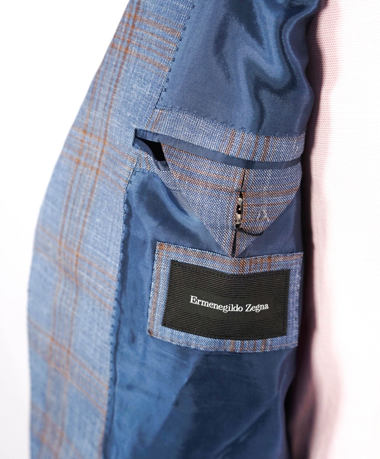 $3,295 ZEGNA - Blue Plaid Wool/Silk/Linen Blazer - 40R