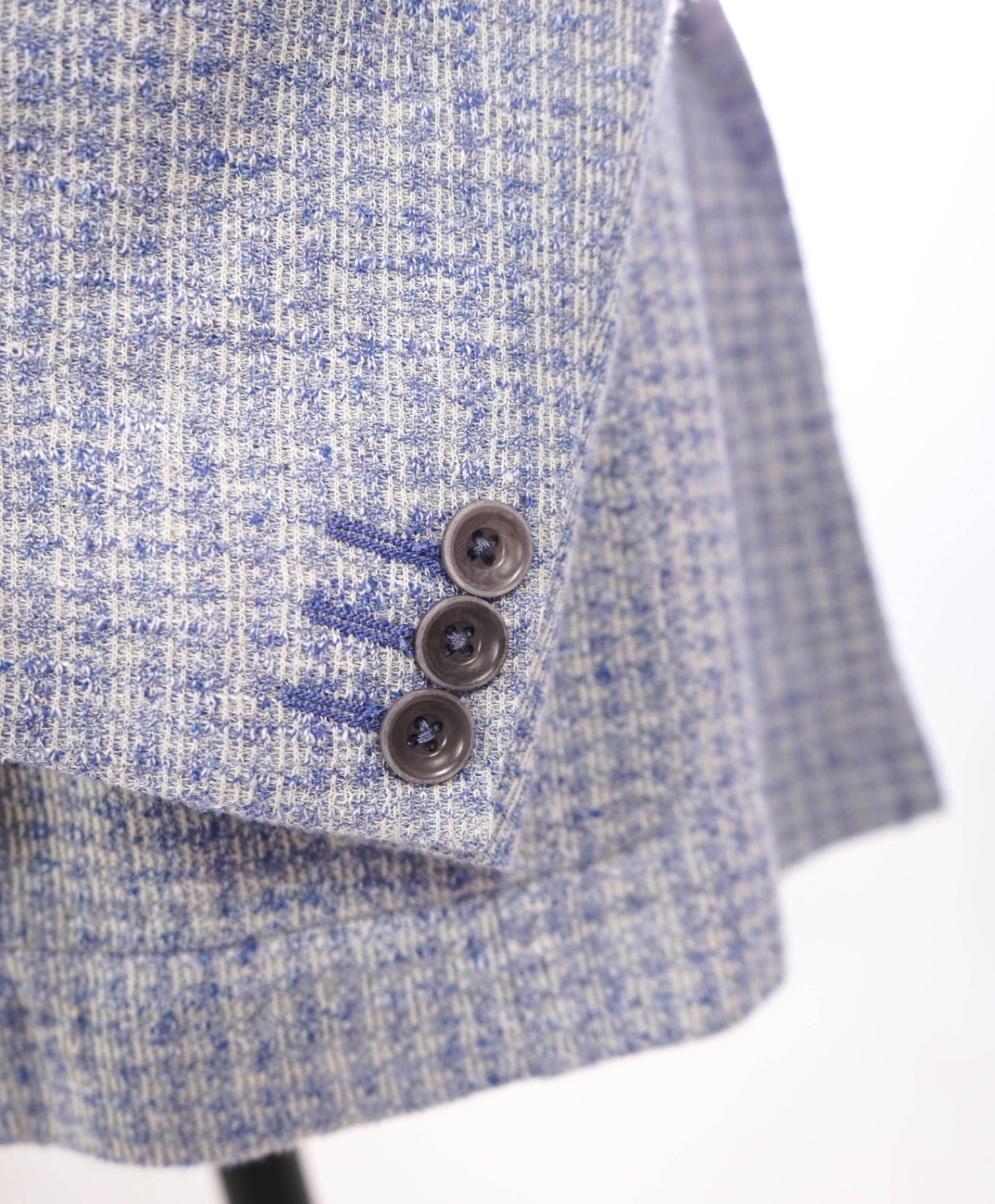 $1,895 CANALI - Textured Light Blue Cotton/Linen Sport Coat - 42R