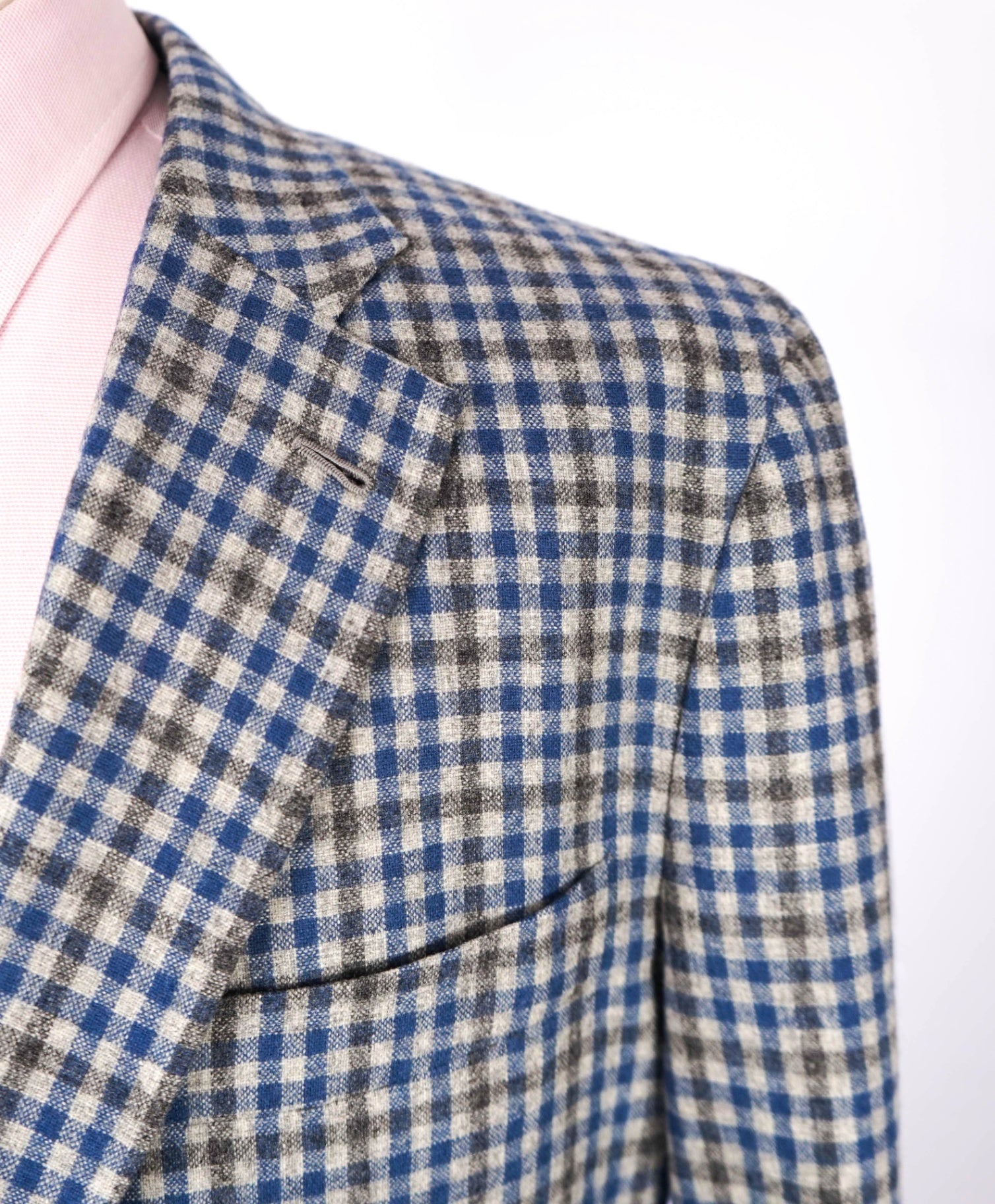 $3,995 ISAIA - Blue/Gray Gingham Wool & Cashmere Blazer - 48R