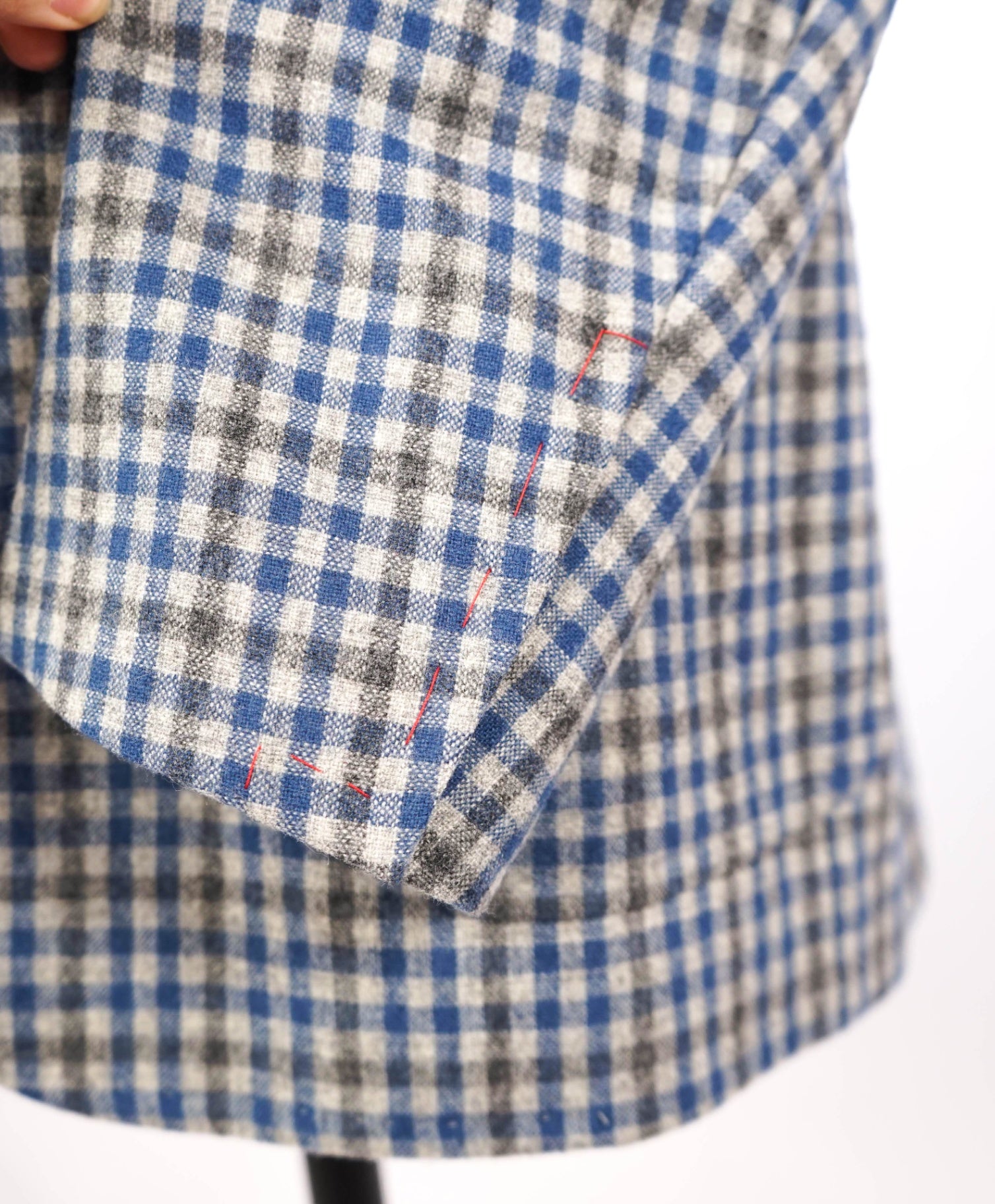 $3,995 ISAIA - Blue/Gray Gingham Wool & Cashmere Blazer - 48R