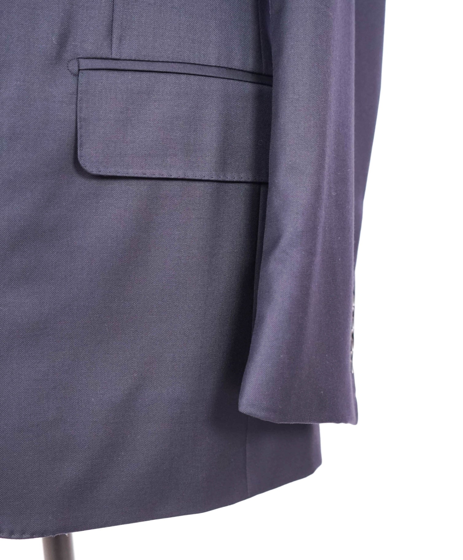 $3,995 ISAIA - Solid Navy Blue AQUASPIDER 160's Wool Suit - 38R