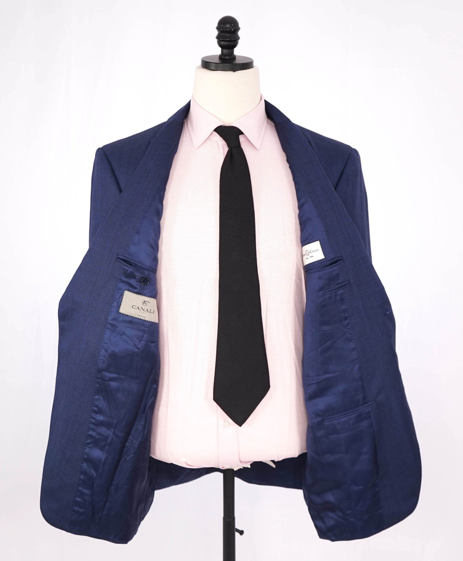 $1,895 CANALI - Blue Herringbone Wool Blazer - 46R
