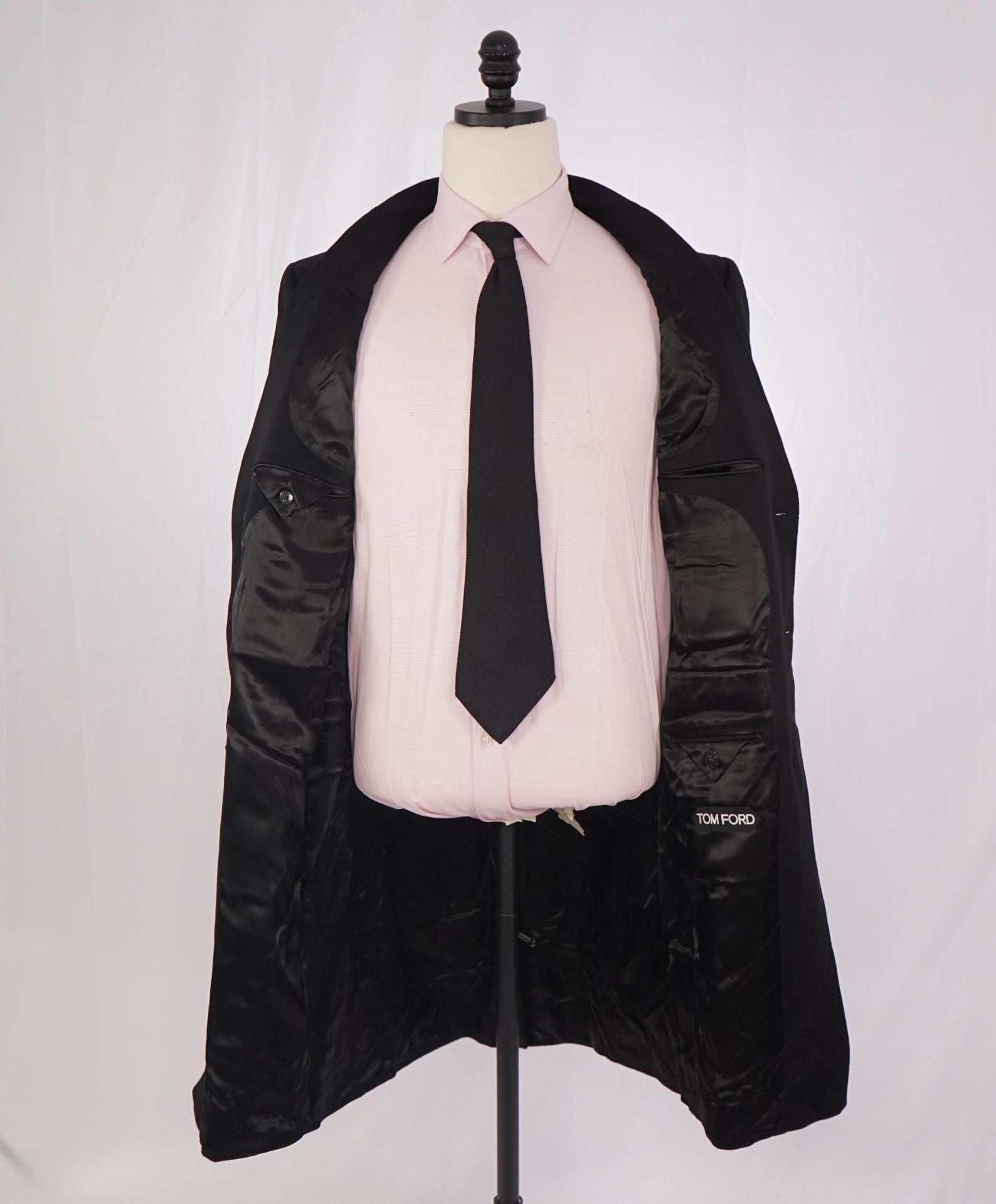 $7,990 TOM FORD - Solid Black 100% Cashmere Top Coat - 38R