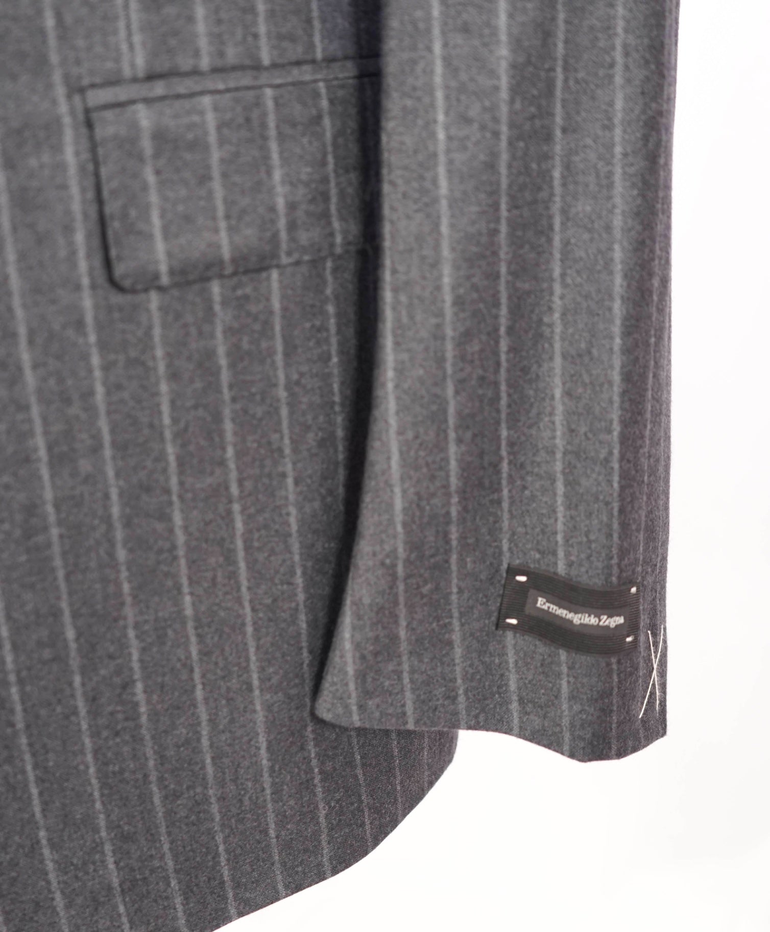$6,990 ZEGNA - Gray Chalk Stripe TROFEO Cashmere/Wool Suit - 44R