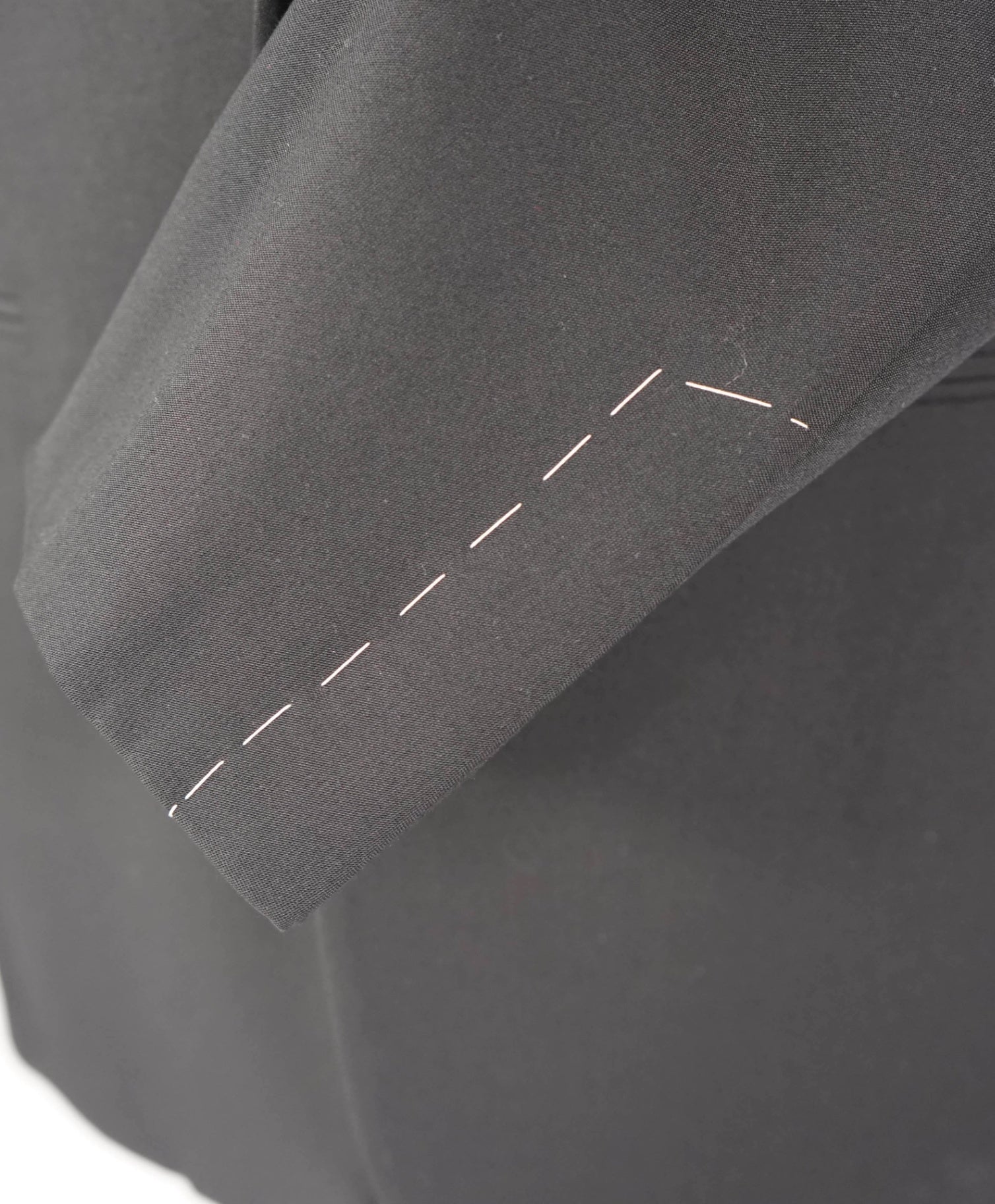 $3,795 RALPH LAUREN PURPLE LABEL - Black Notch Lapel Tuxedo Side Tabs - 42R