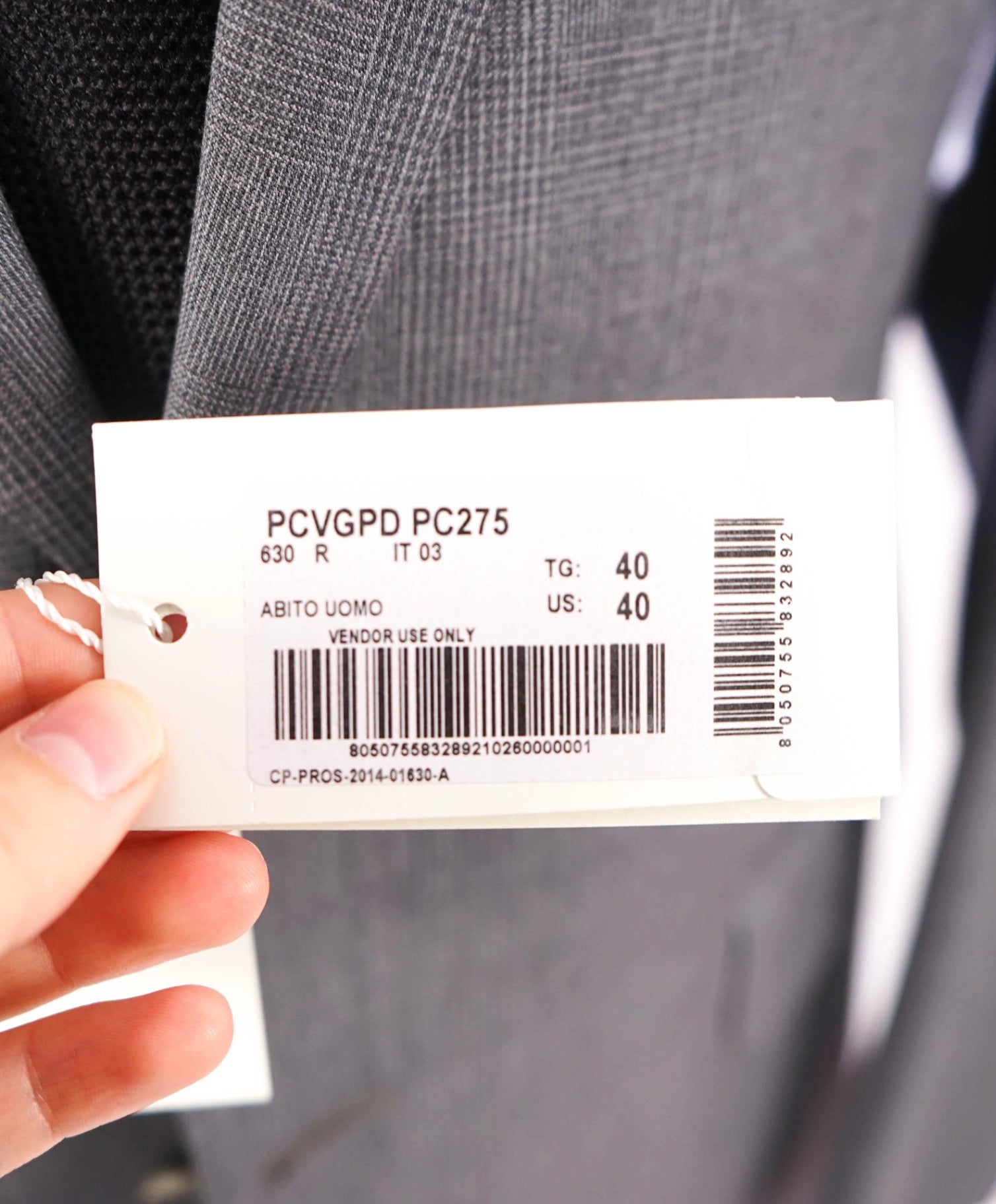 $1,995 ARMANI COLLEZIONI - Gray Plaid Wool "G LINE" Suit - 40R