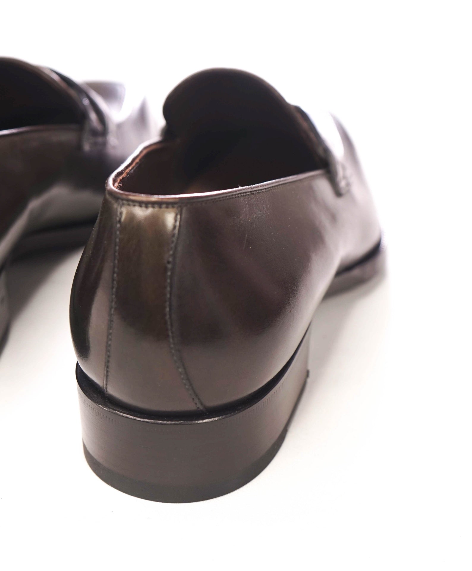 $2,250 TOM FORD - Crocodile Brown Leather "Twist" Loafers - US 7.5 (7TF)