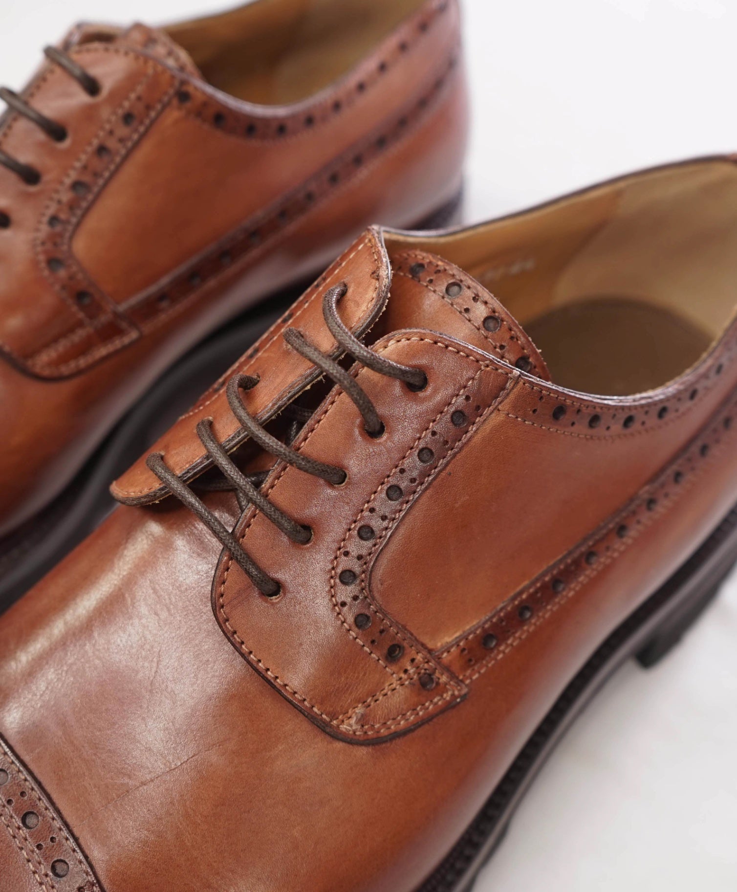 $650 BERGDORF GOODMAN - Brown Leather Lug Sole Derby - US 11 (44EU)