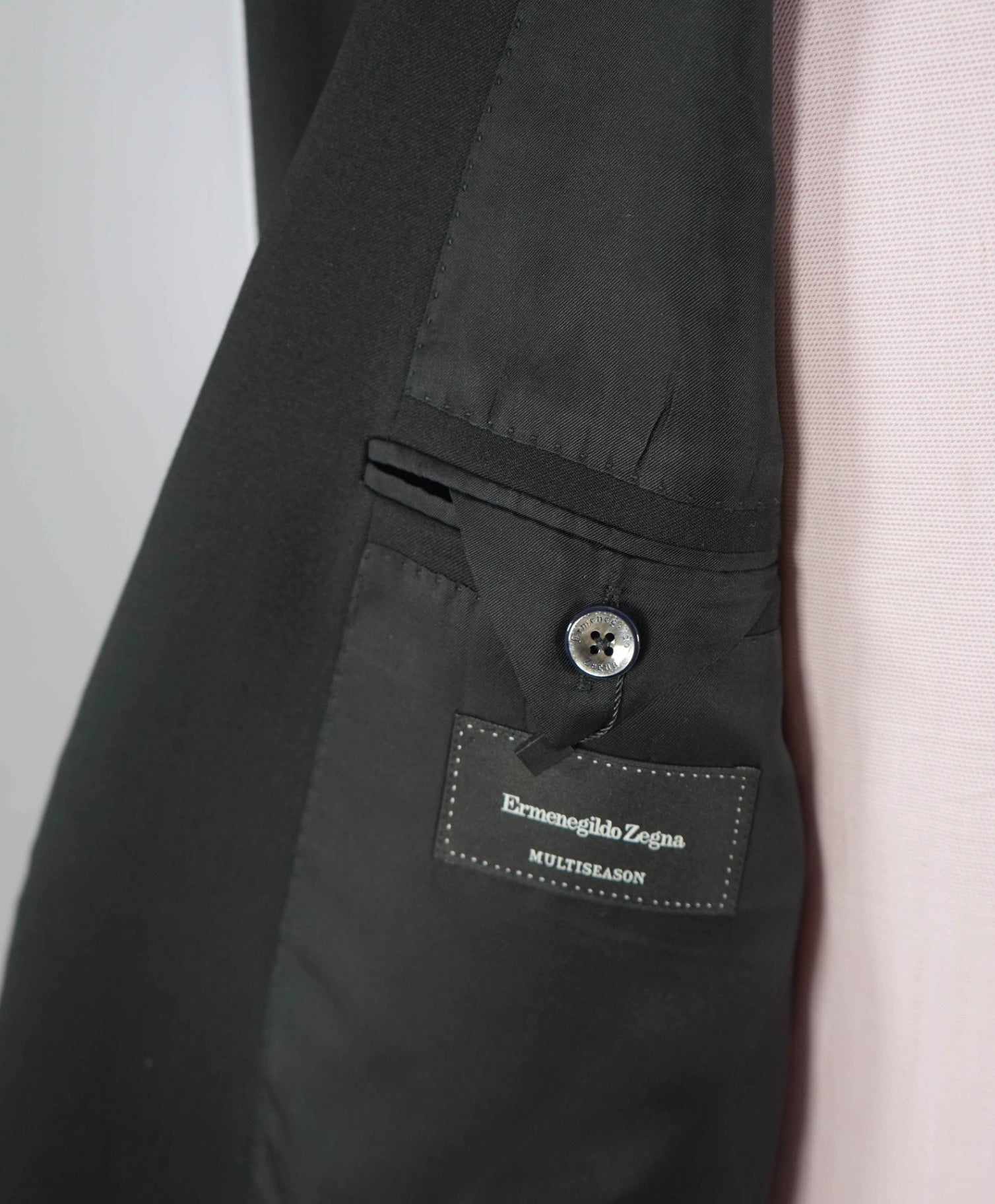 $2,895 ERMENEGILDO ZEGNA - "MULTISEASON" Solid Black Blazer - 44L