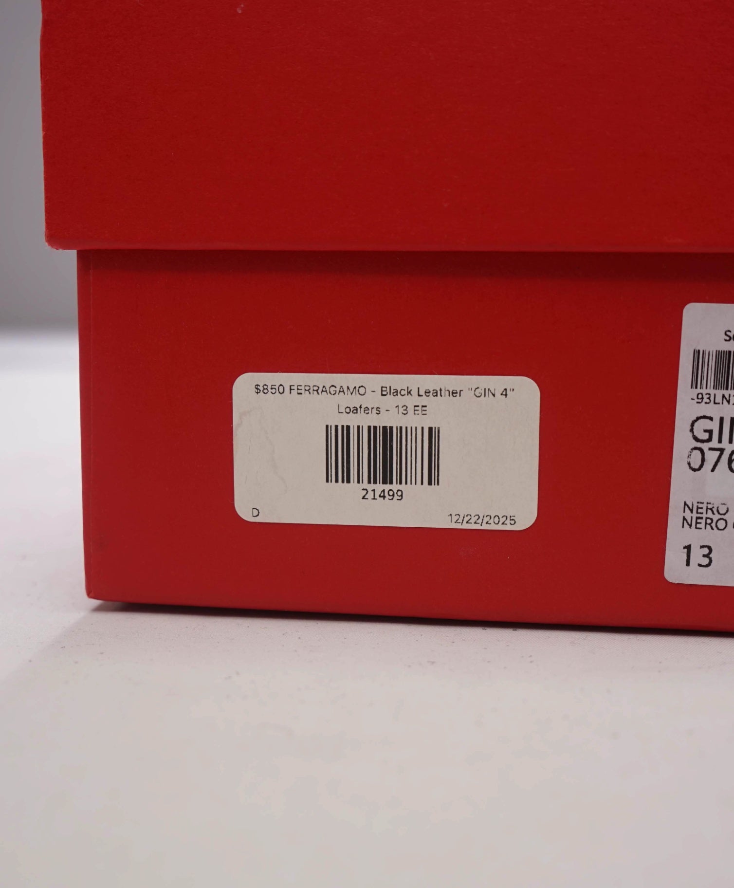 $850 FERRAGAMO - Black Leather "GIN 4" Loafers - 13 EE