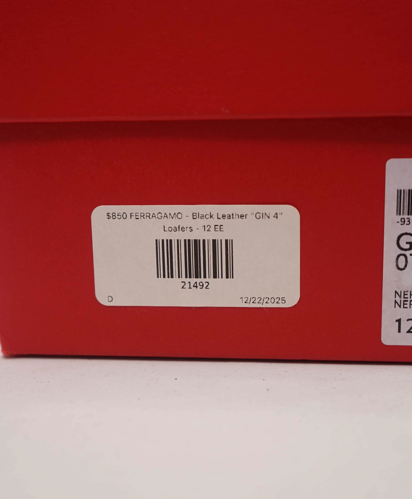 $850 FERRAGAMO - Black Leather "GIN 4" Loafers - 12 EE