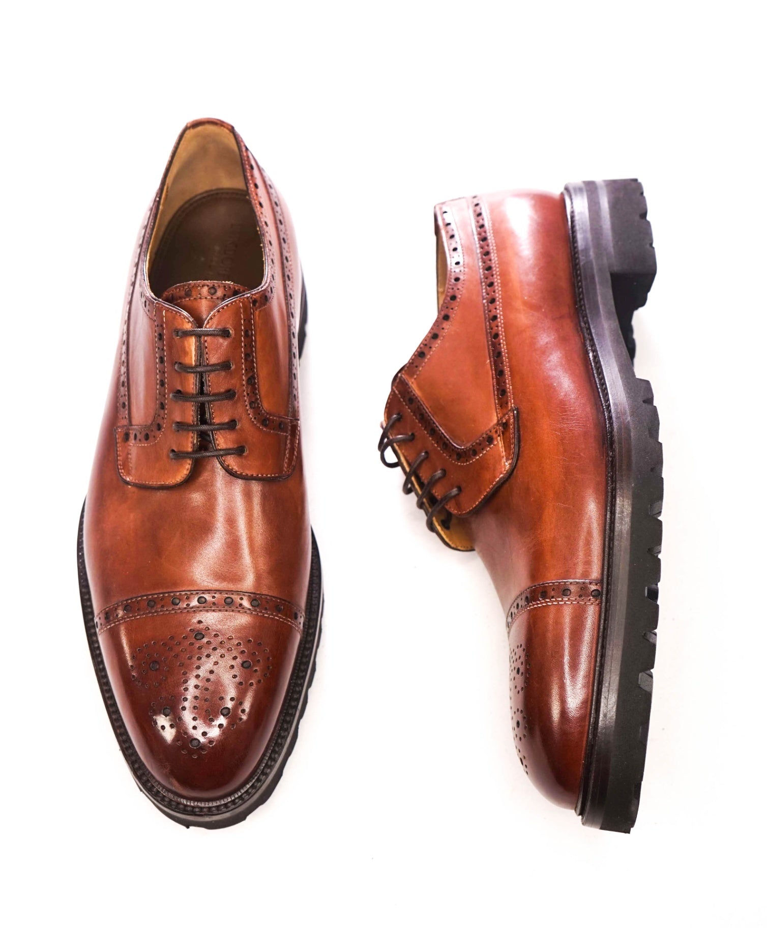 $650 BERGDORF GOODMAN - Brown Leather Lug Sole Derby - US 11 (44EU)