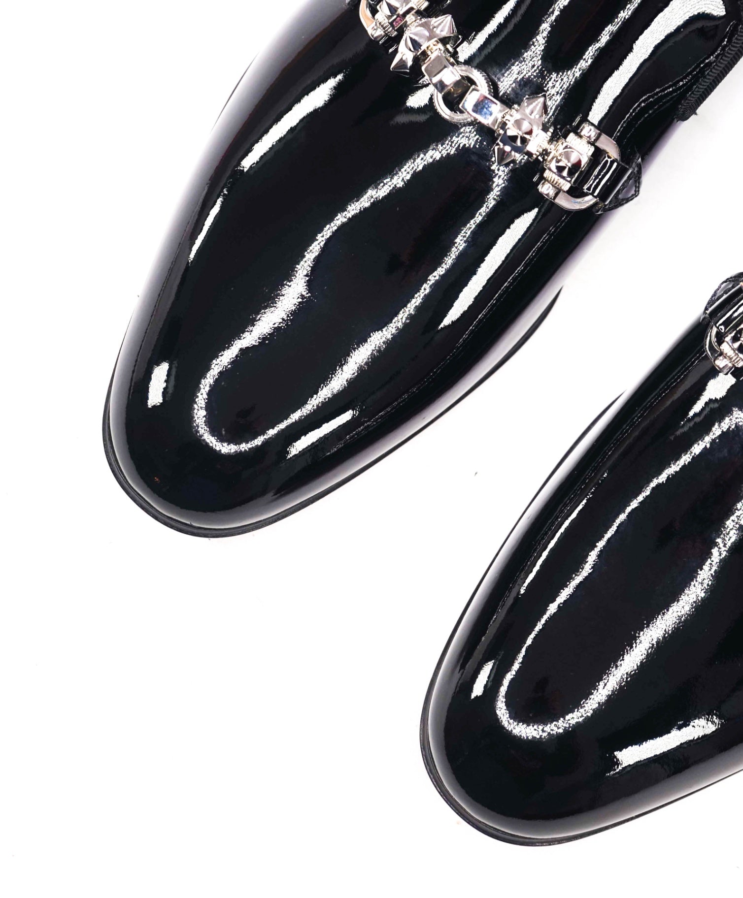 $1,725 CHRISTIAN LOUBOUTIN - Black Patent Leather "EQUISWING" Loafers - US 7.5 (40.5EU)