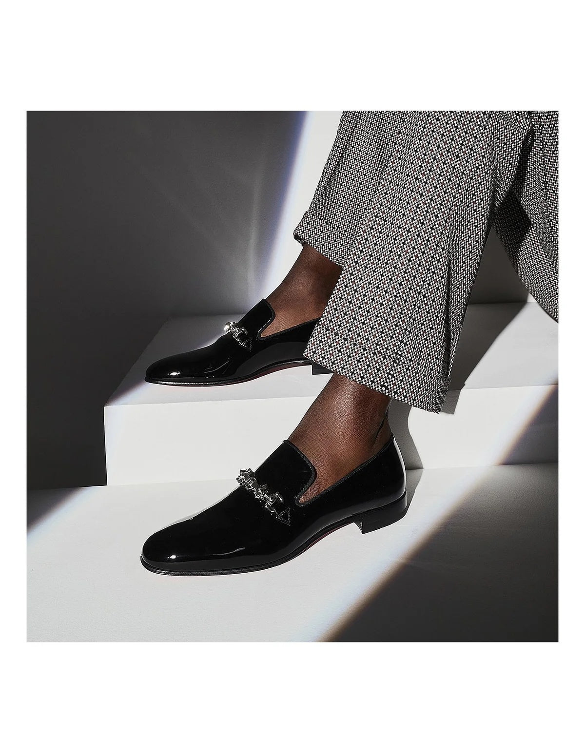 $1,725 CHRISTIAN LOUBOUTIN - Black Patent Leather "EQUISWING" Loafers - US 7 (40EU)