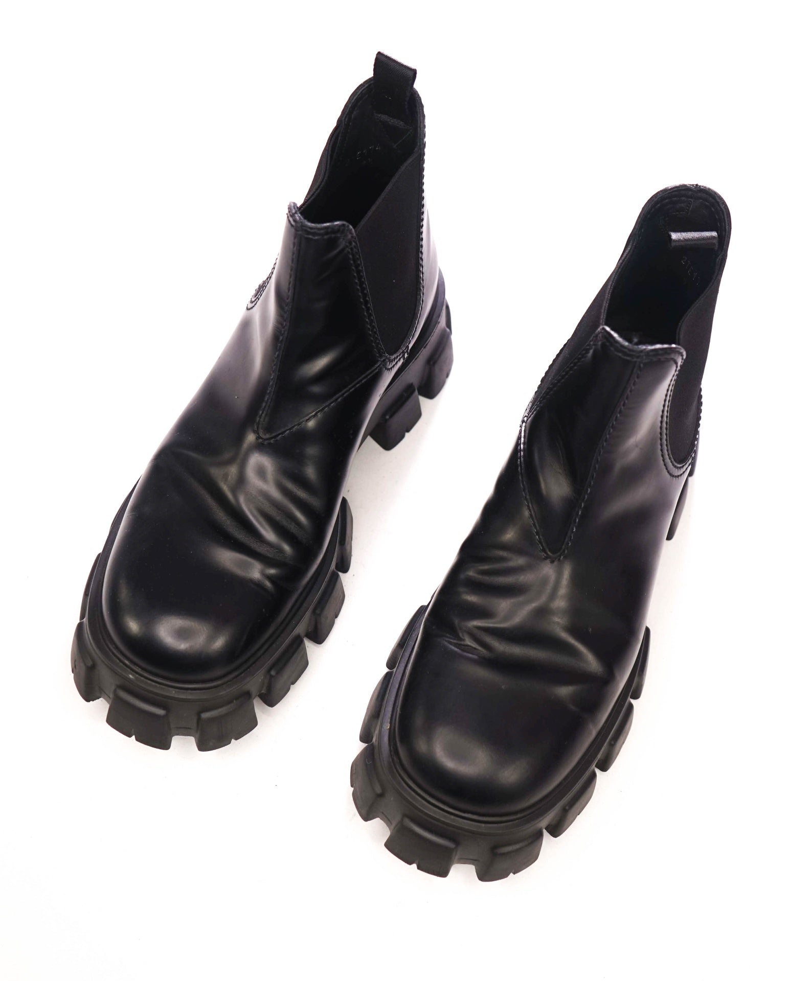 $1,470 PRADA - Black Leather Monolith Chelsea Boots - US 10.5 (UK9.5)