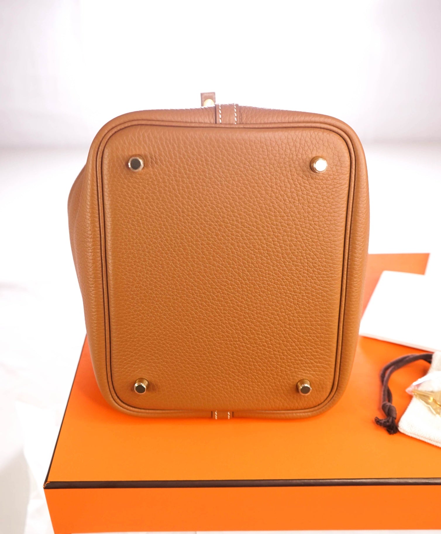 HERMES - Handbag "PICOTIN" Lock 22 Clemence Bull Calf Skin 37 Gold