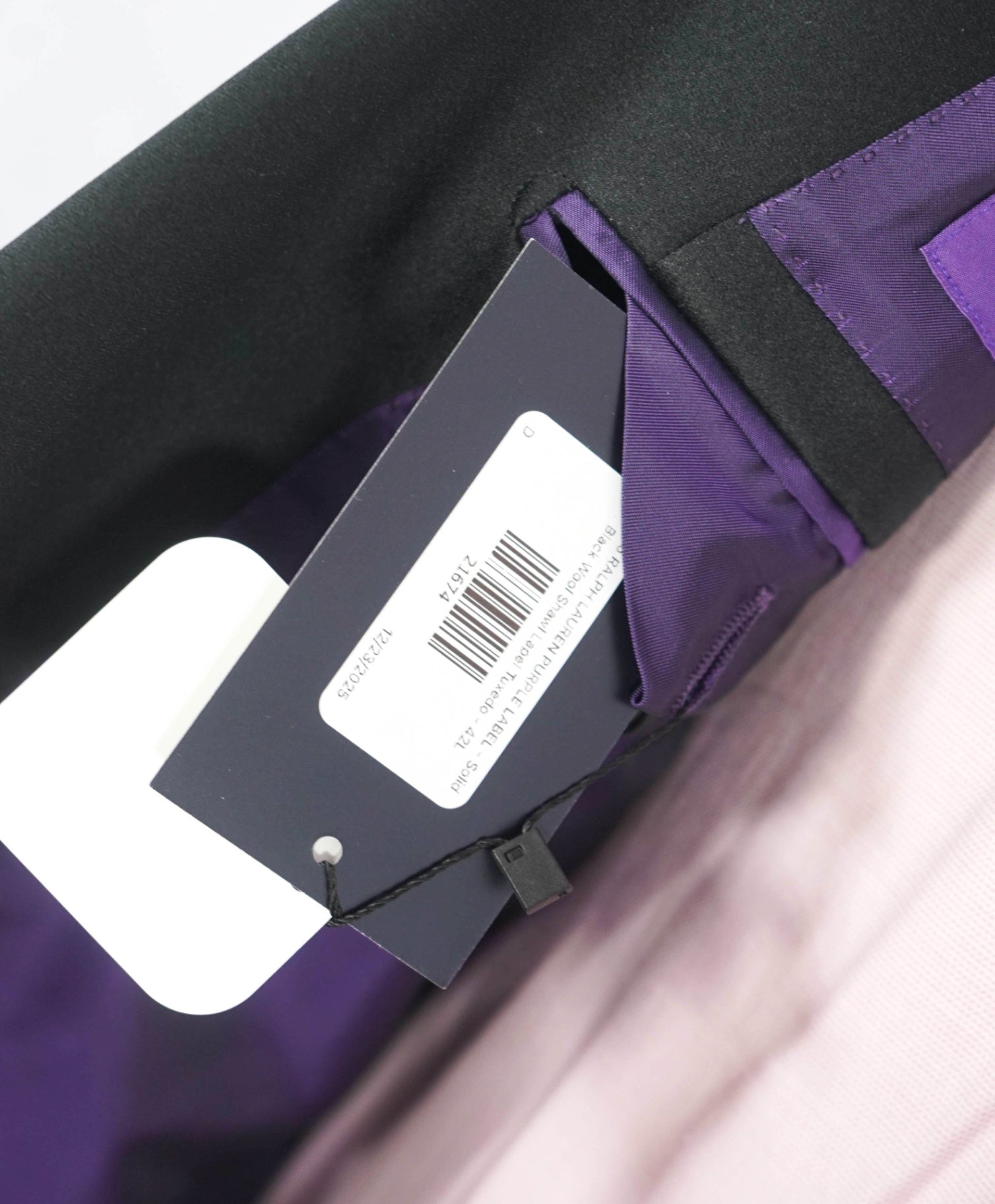 $5,995 RALPH LAUREN PURPLE LABEL - Black Shawl Collar Tuxedo - 42L