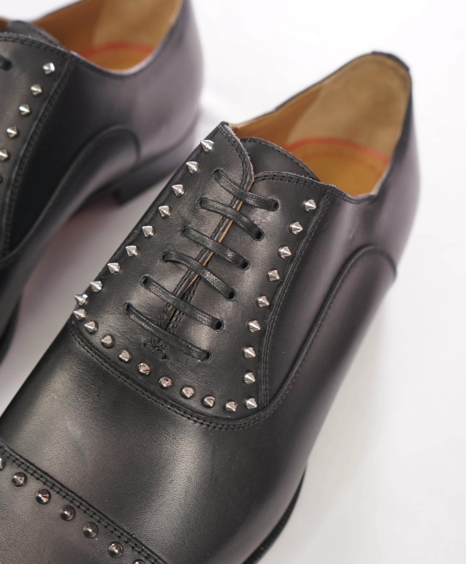 $1,200 CHRISTIAN LOUBOUTIN - *CLOOCLOO* Black Spike Oxfords - US 9 (42EU)