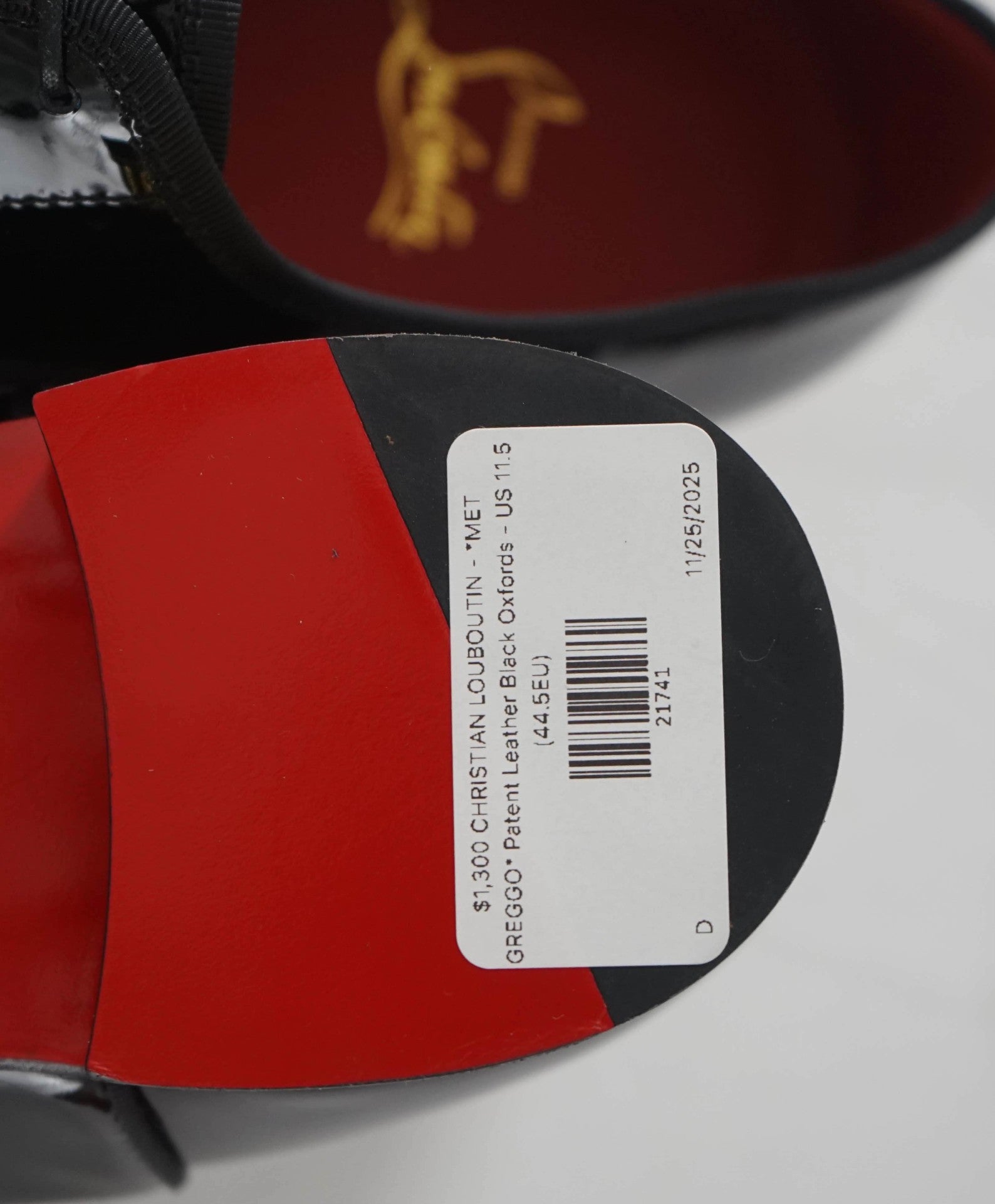 $1,300 CHRISTIAN LOUBOUTIN - *MET GREGGO* Patent Leather Black Oxfords - US 11.5 (44.5EU)