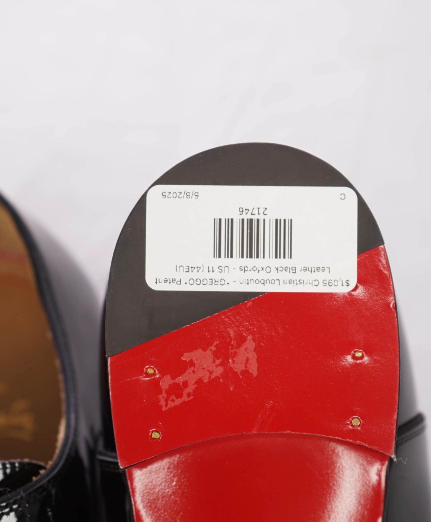 $1,095 Christian Louboutin - *GREGGO* Patent Leather Black Oxfords - US 11 (44EU)