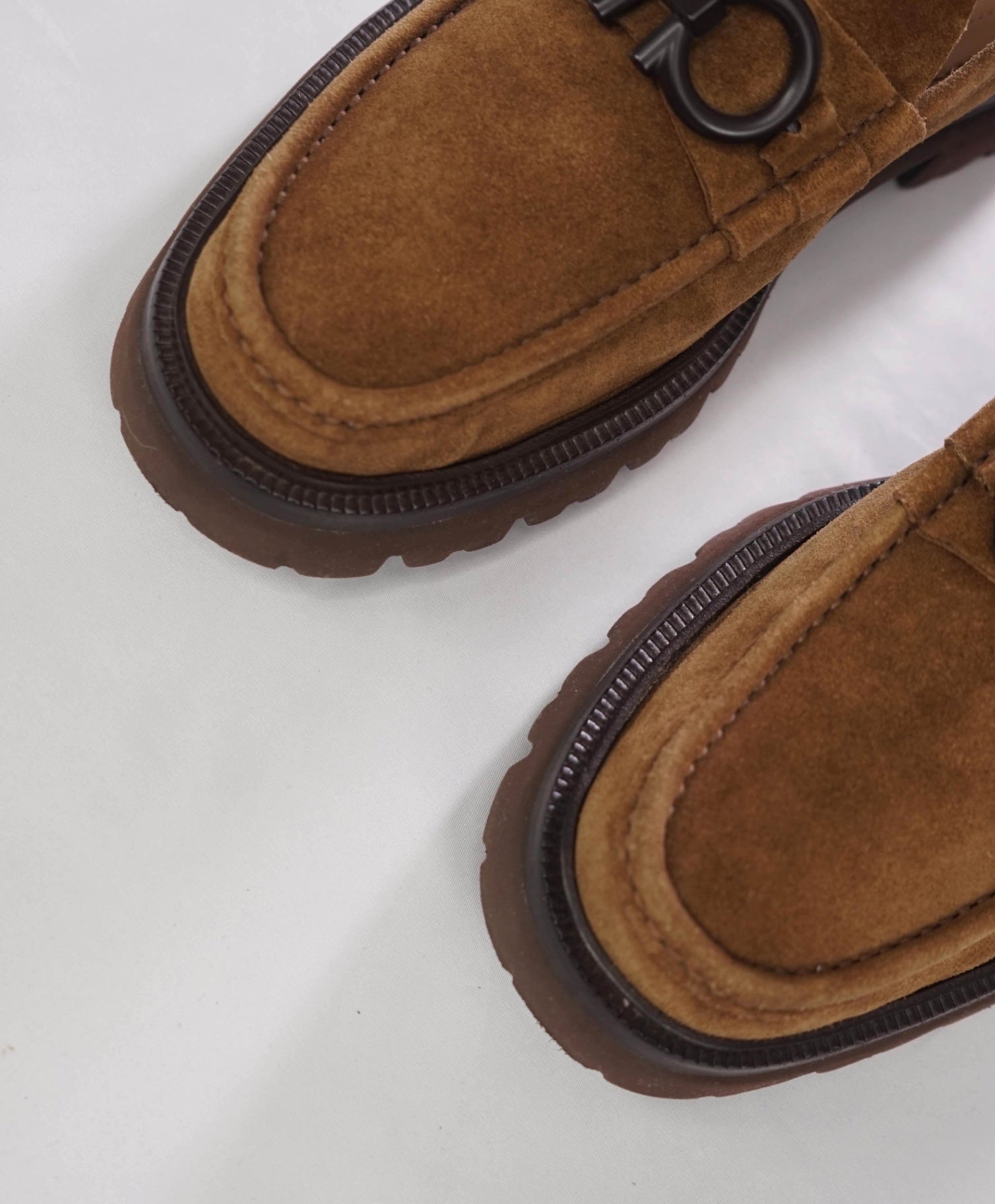 $930 FERRAGAMO - "BLEEKER" Brown Suede Lug Sole Loafers - 8 EE