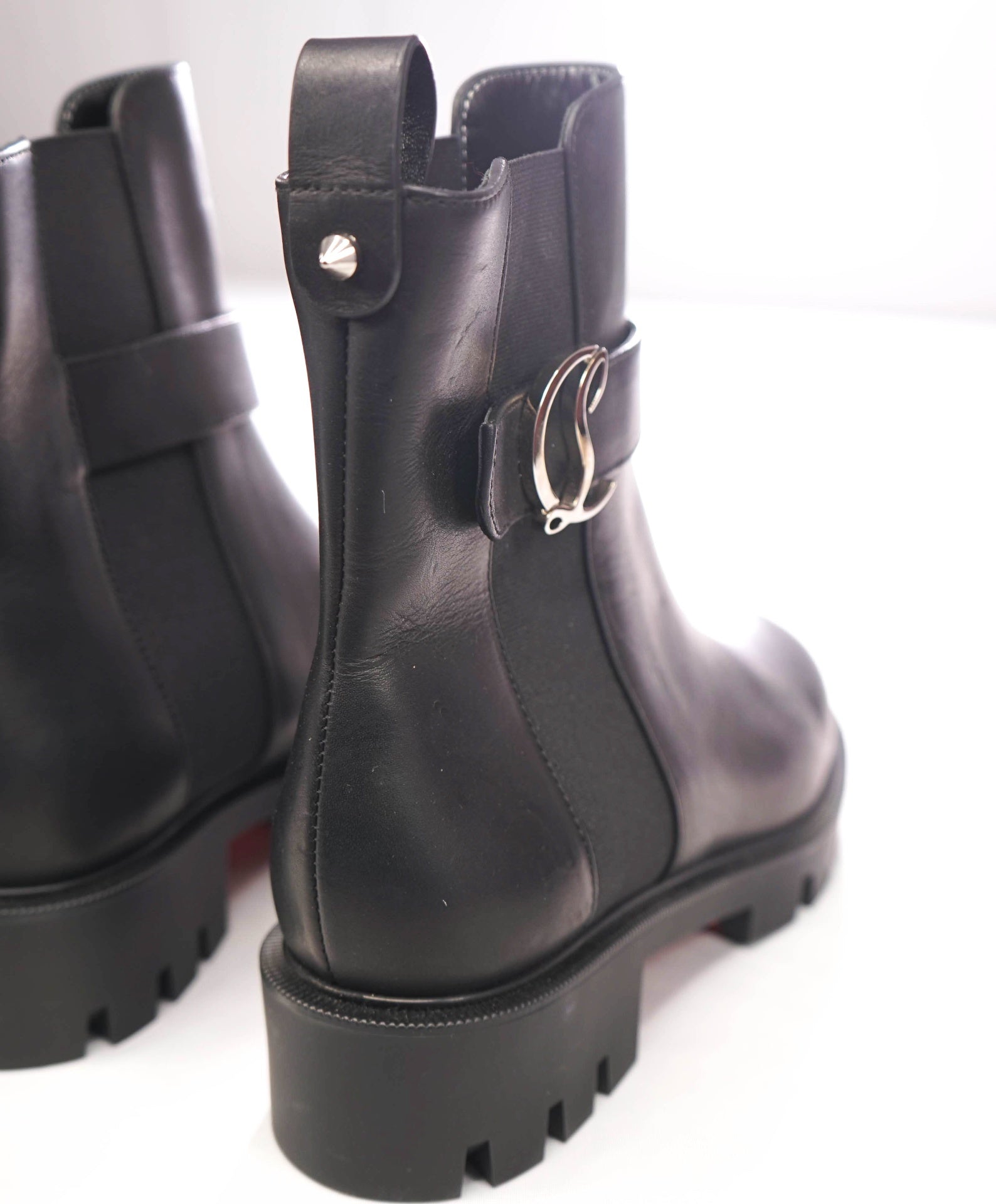 $1,295 CHRISTIAN LOUBOUTIN - Black Leather Lug Boots - US 7 (37EU)