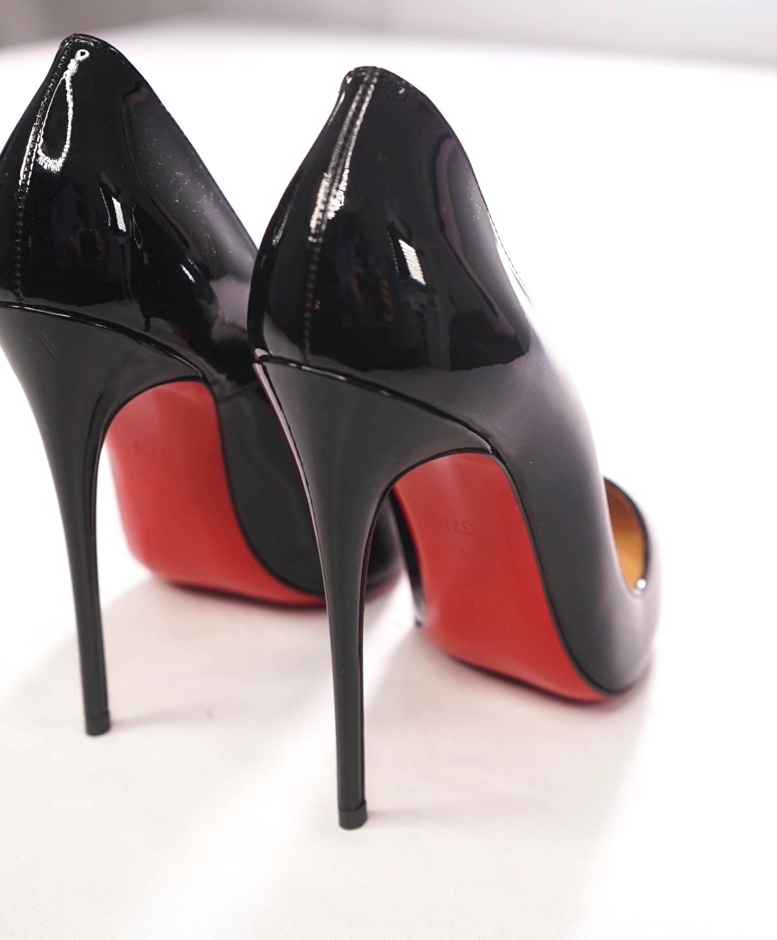 $995 CHRISTIAN LOUBOUTIN - SO KATE Leather 100mm Pumps - US 7.5 (37.5EU)