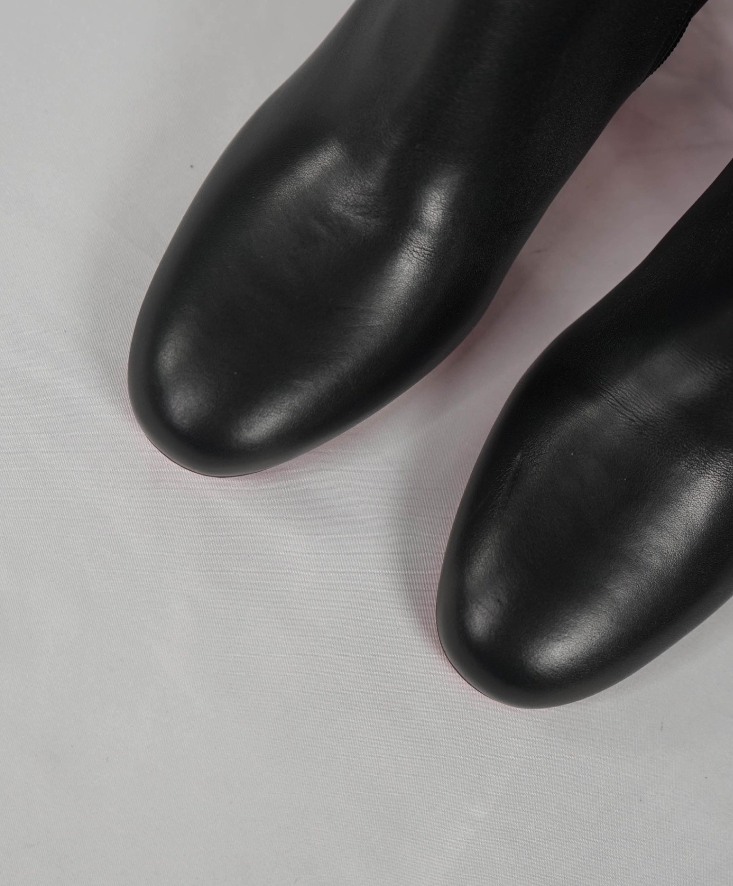 $2,195 CHRISTIAN LOUBOUTIN - Black Leather "JANE" 85mm Under Knee Boots - US 12 (42EU)