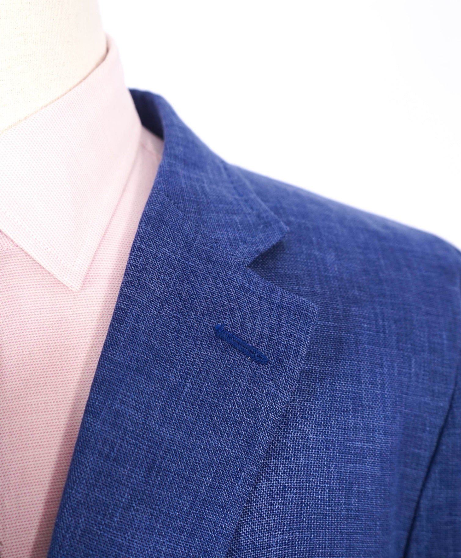 $4,500 ISAIA - Solid Blue Linen/Wool/Silk Blazer - 46R