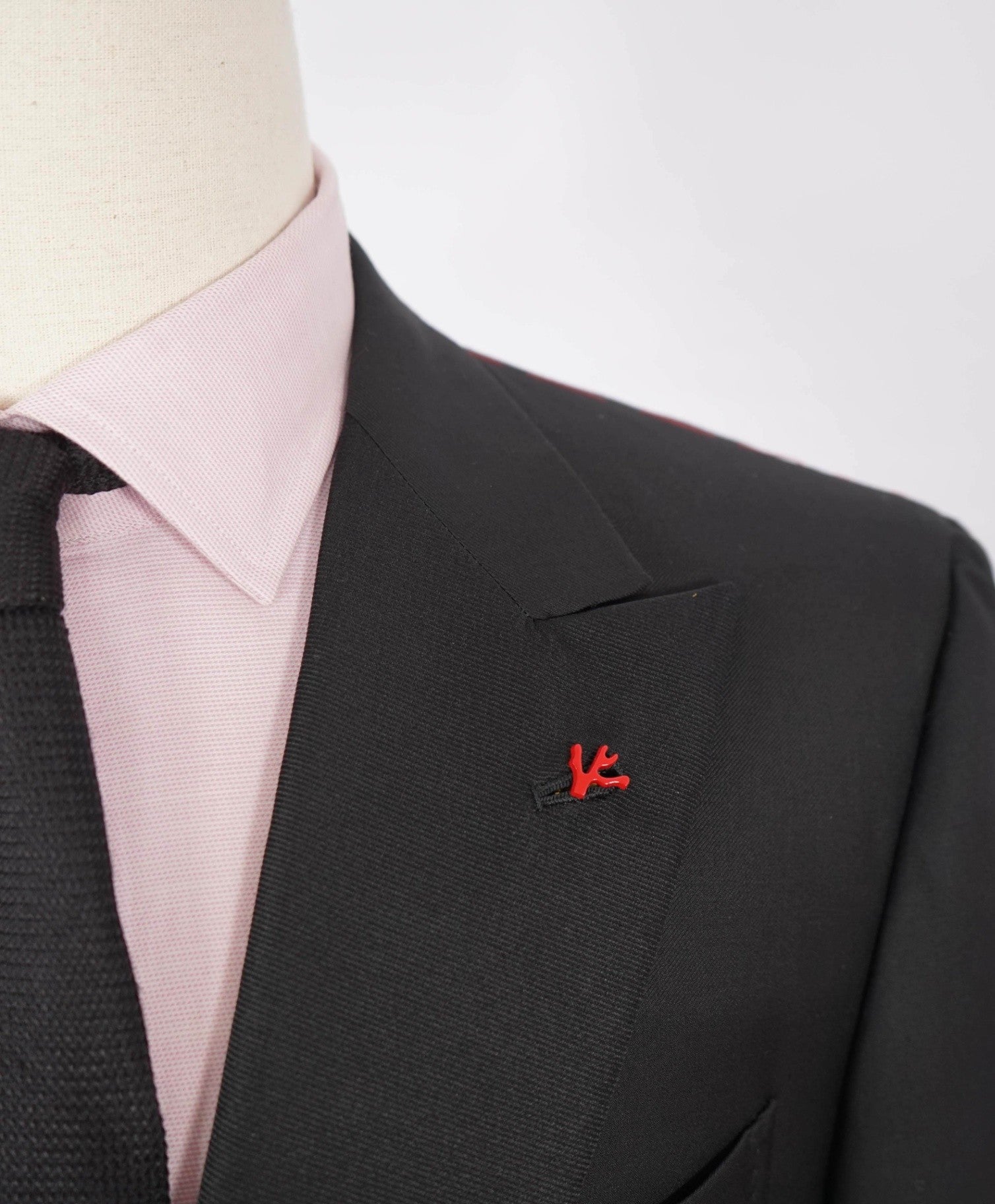 $4,595 ISAIA - "AQUASPIDER" Solid Black Wool Peak Lapel Tuxedo - 44L